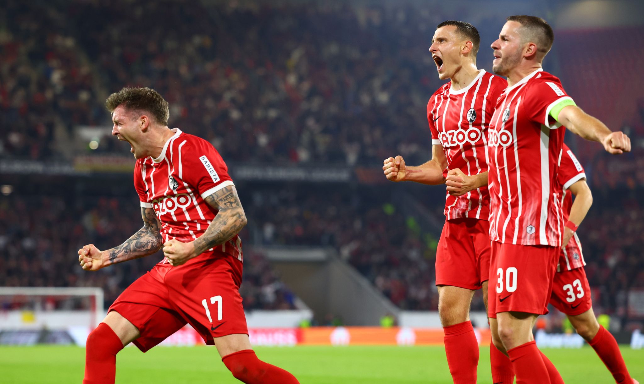 Remis gegen Piräus: Freiburg vorzeitig im Achtelfinale