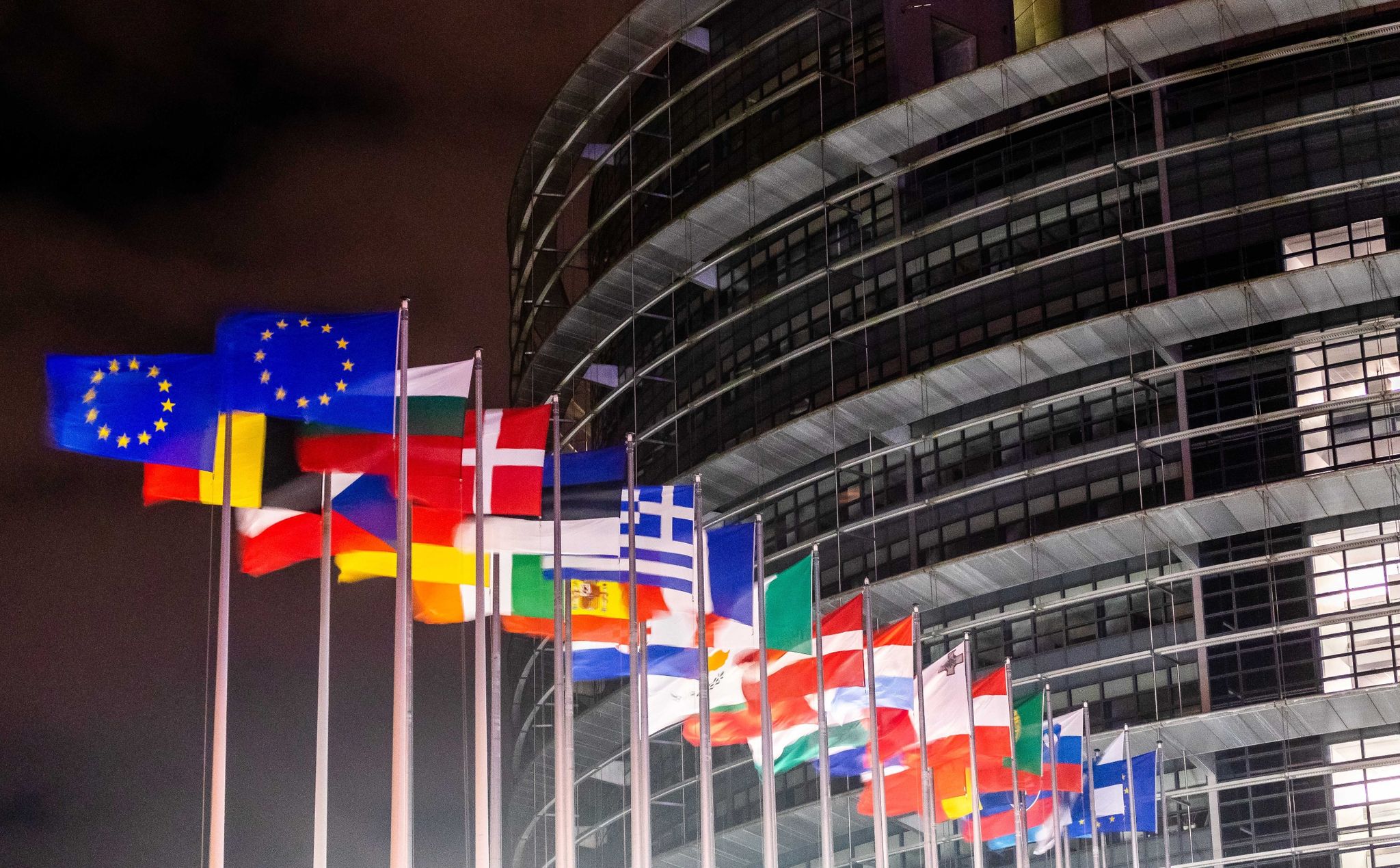 Sollten EU-Spitzenpolitiker auf ihr Gehaltsplus verzichten?