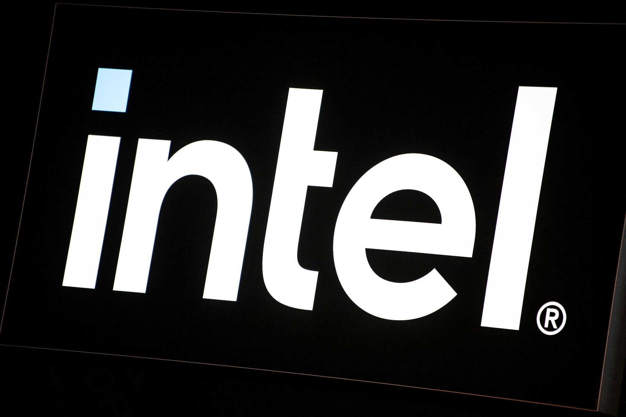 Gewinneinbruch: Intel greift zu harten Sparmaßnahmen