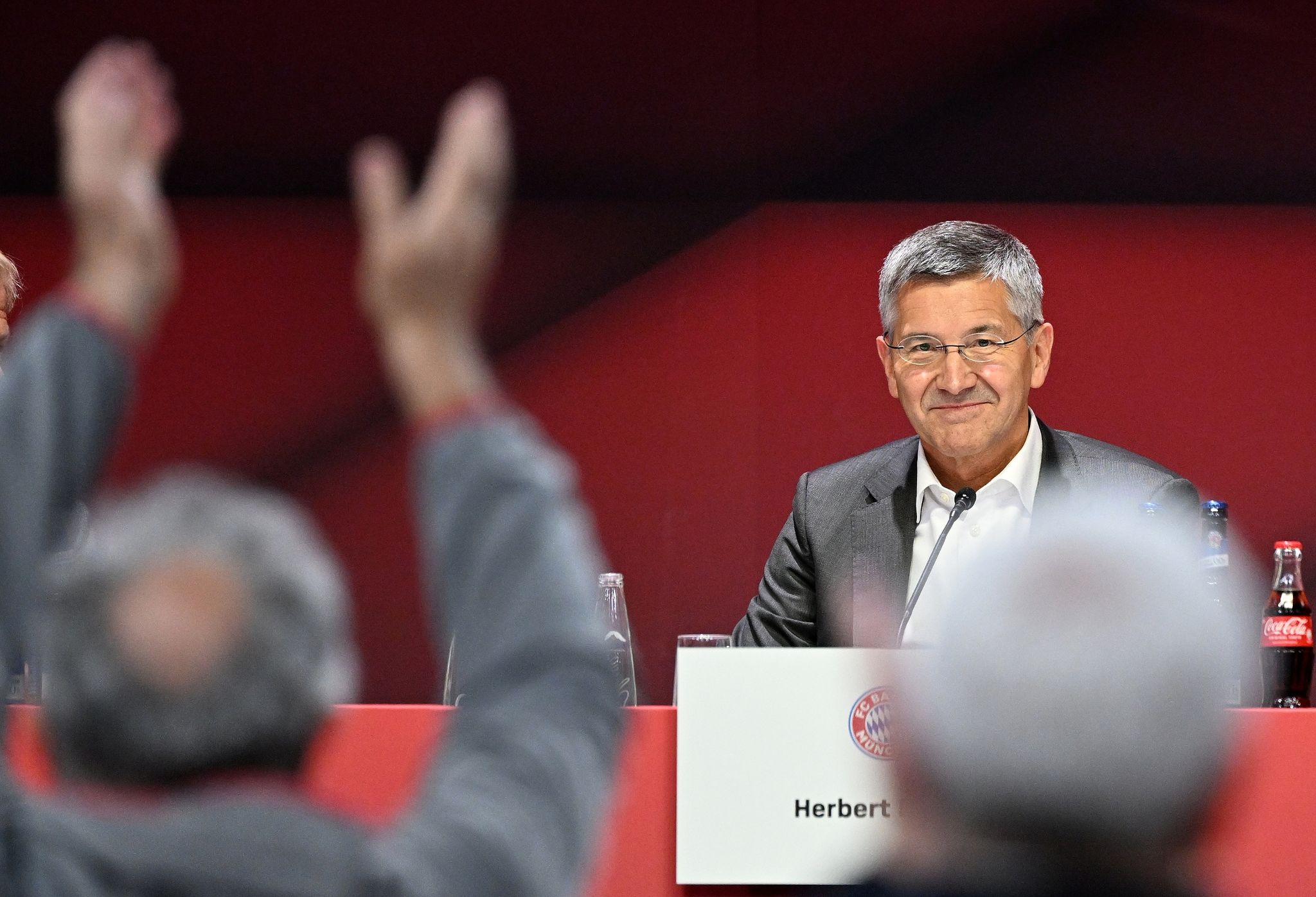 Bayern im Katar-Sponsoring-Dilemma – «Böse Worte» von Hoeneß