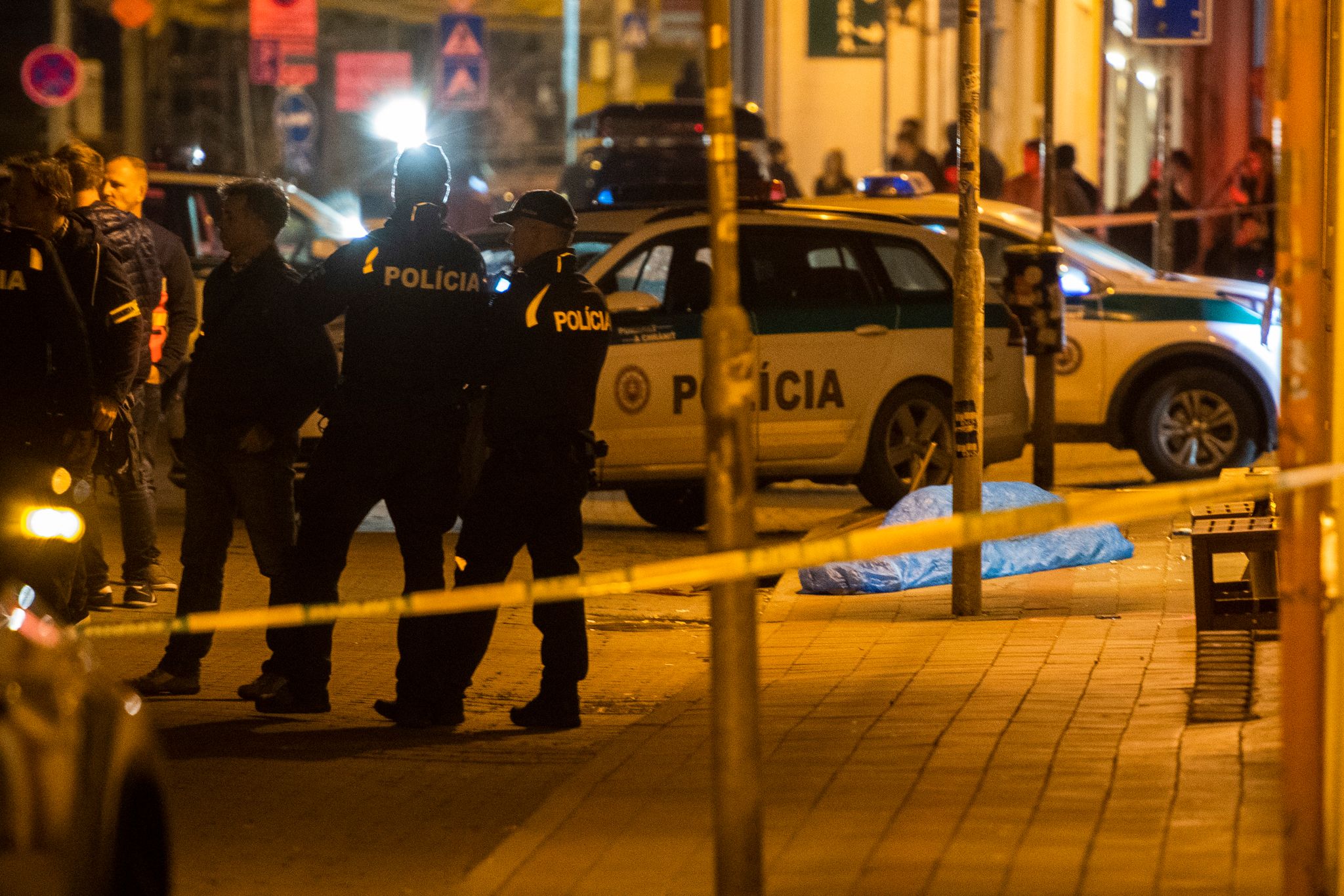 Tote und Verletzte nach Schüssen an Gay-Bar in Bratislava