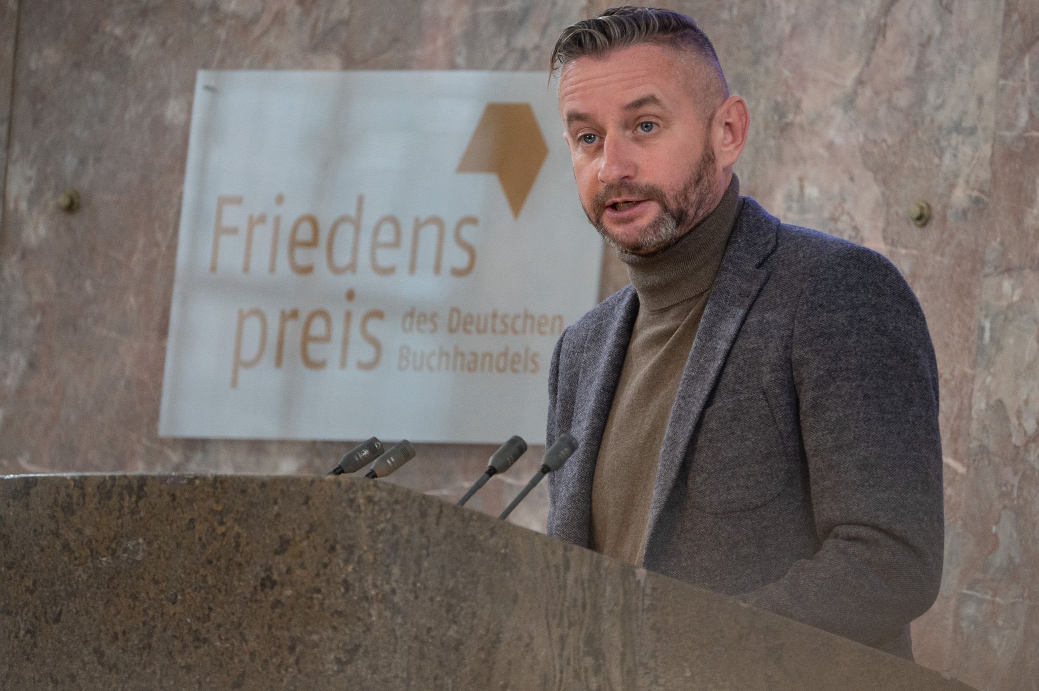 Ukrainischer Autor Serhij Zhadan mit Friedenspreis geehrt