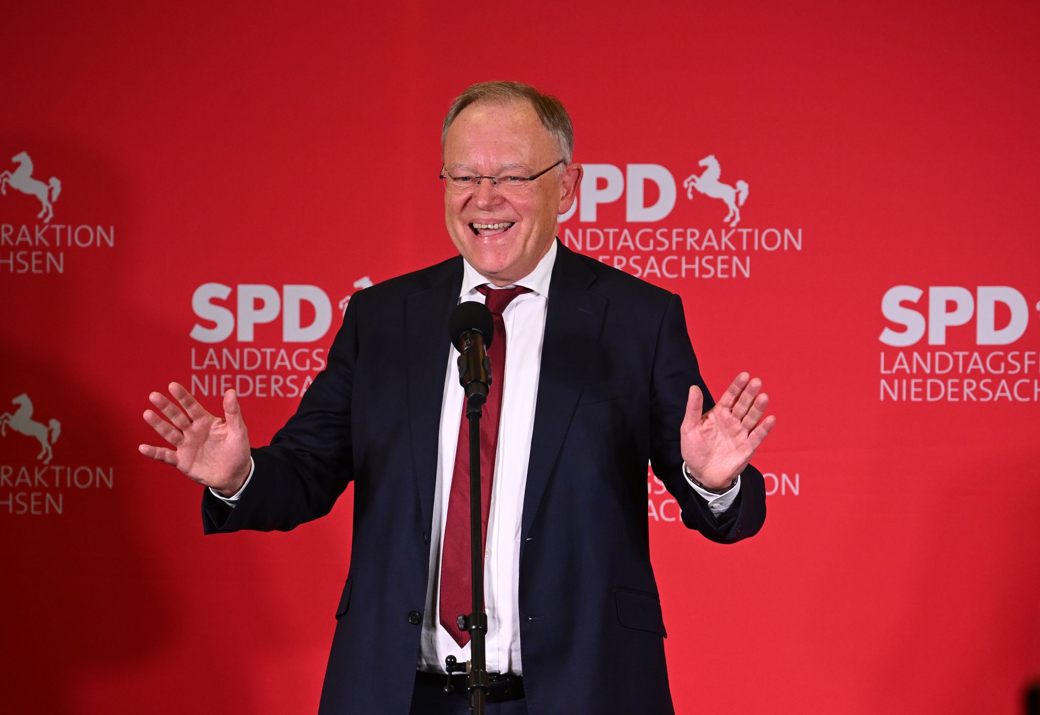 Ministerpräsident Weil rechnet mit Rot-Grün in Niedersachsen