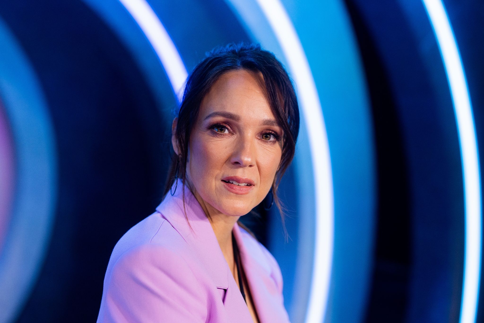 Carolin Kebekus appelliert: Stoppt Gewalt gegen Frauen