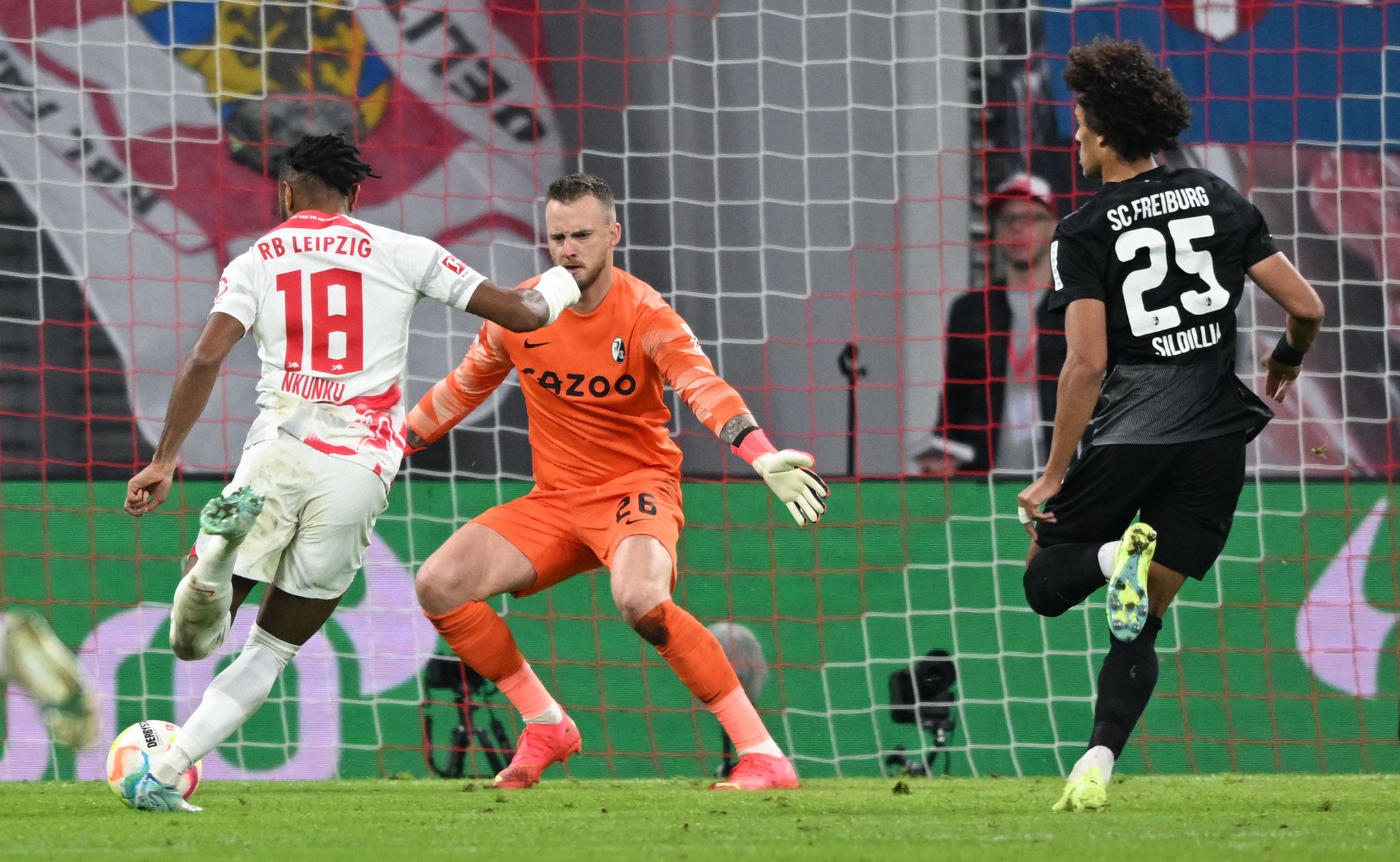 Erst Alu-Pech, dann Doppelpack: Leipzig knackt Freiburg