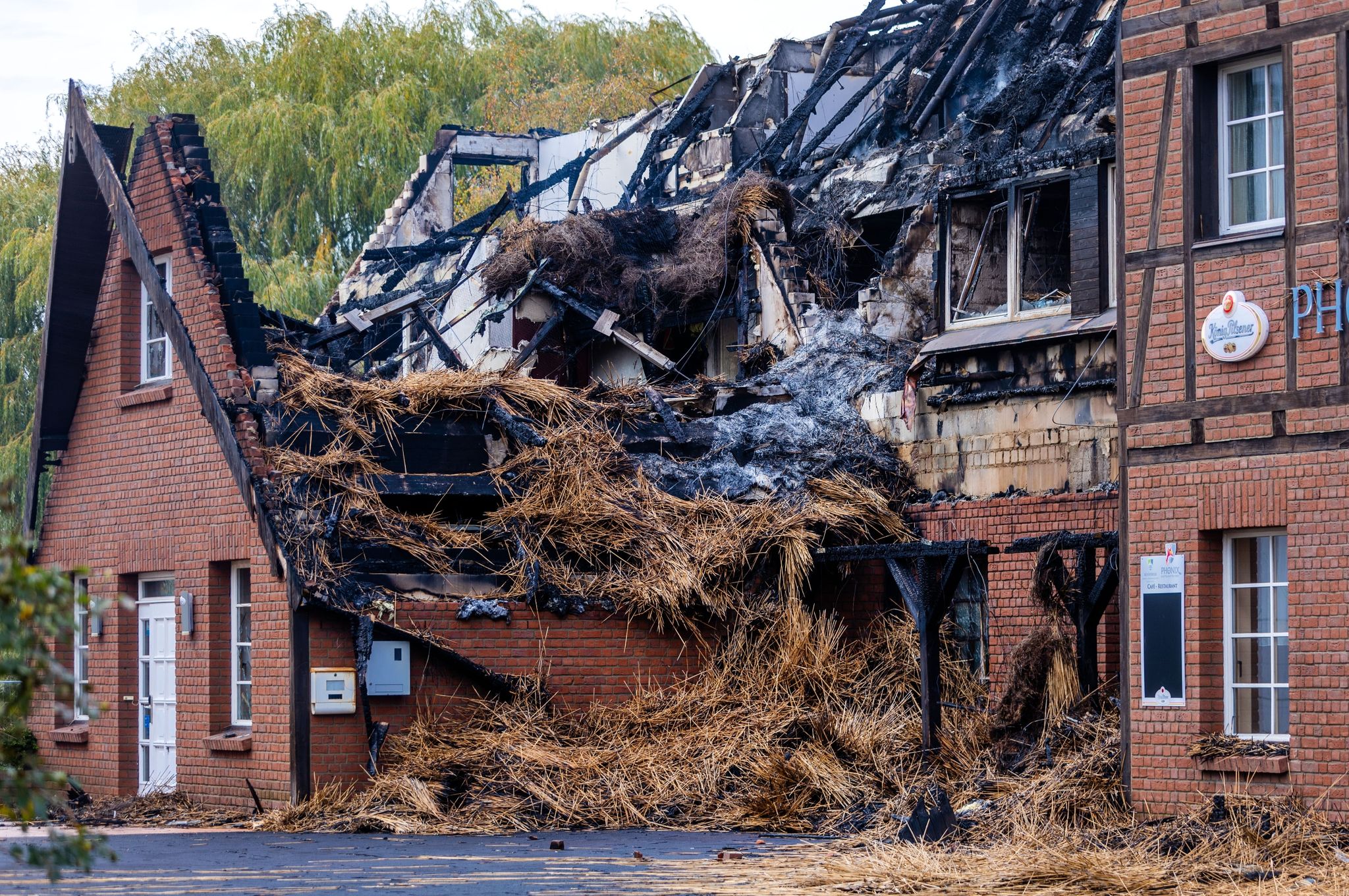Feuerwehrmann stiftet Brand in Flüchtlingsunterkunft
