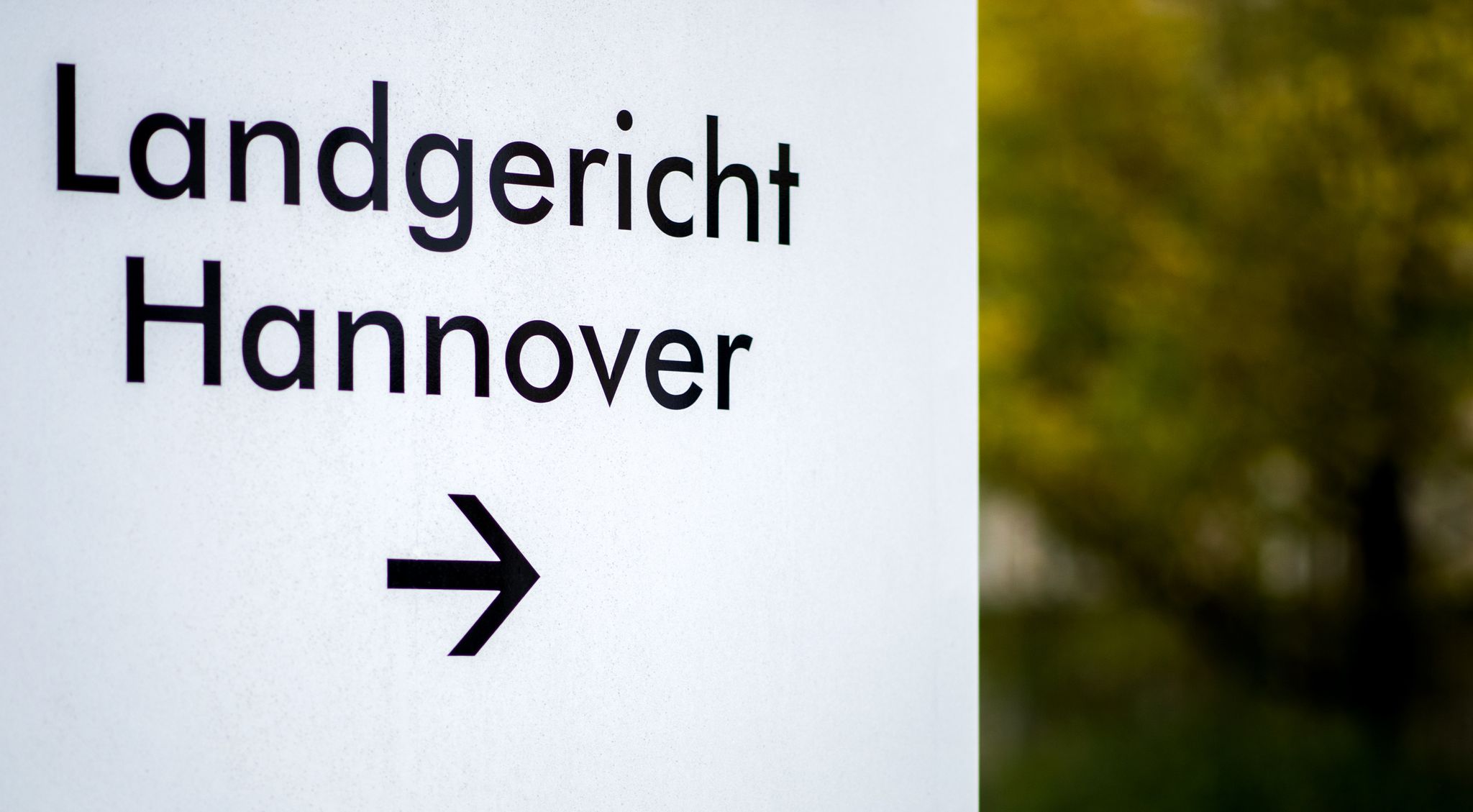 Pfleger vergewaltigt Schwerbehinderte