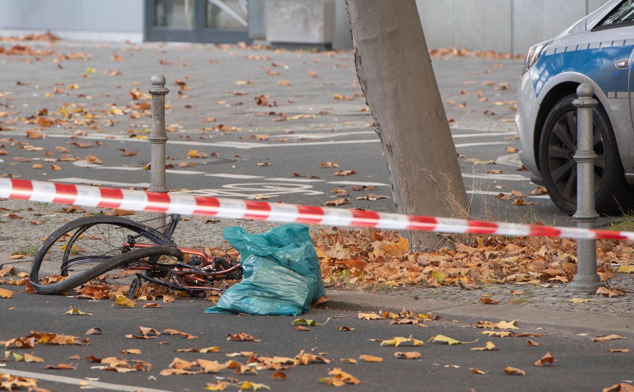 Klimaaktivisten setzen Protest nach Tod von Radfahrerin fort