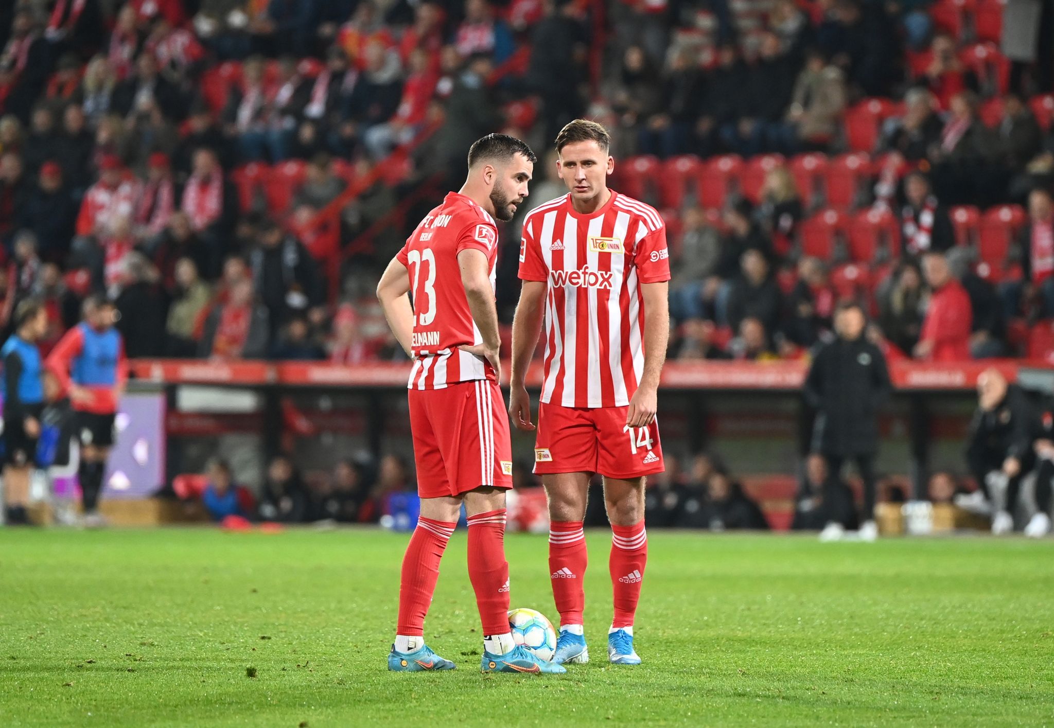 Freiburg verliert, Union nur Remis: FC Bayern eilt davon