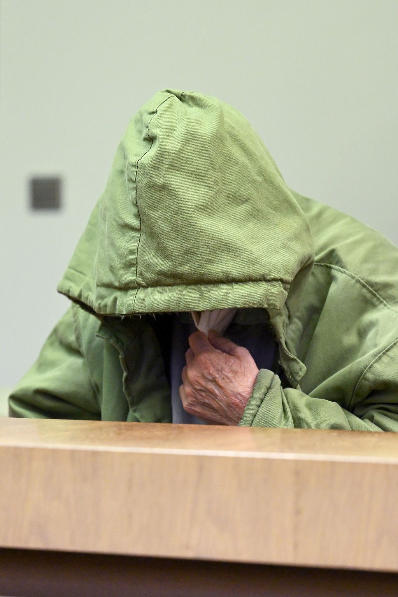 Geständnis: 85-Jähriger tötete pflegebedürftige Ehefrau