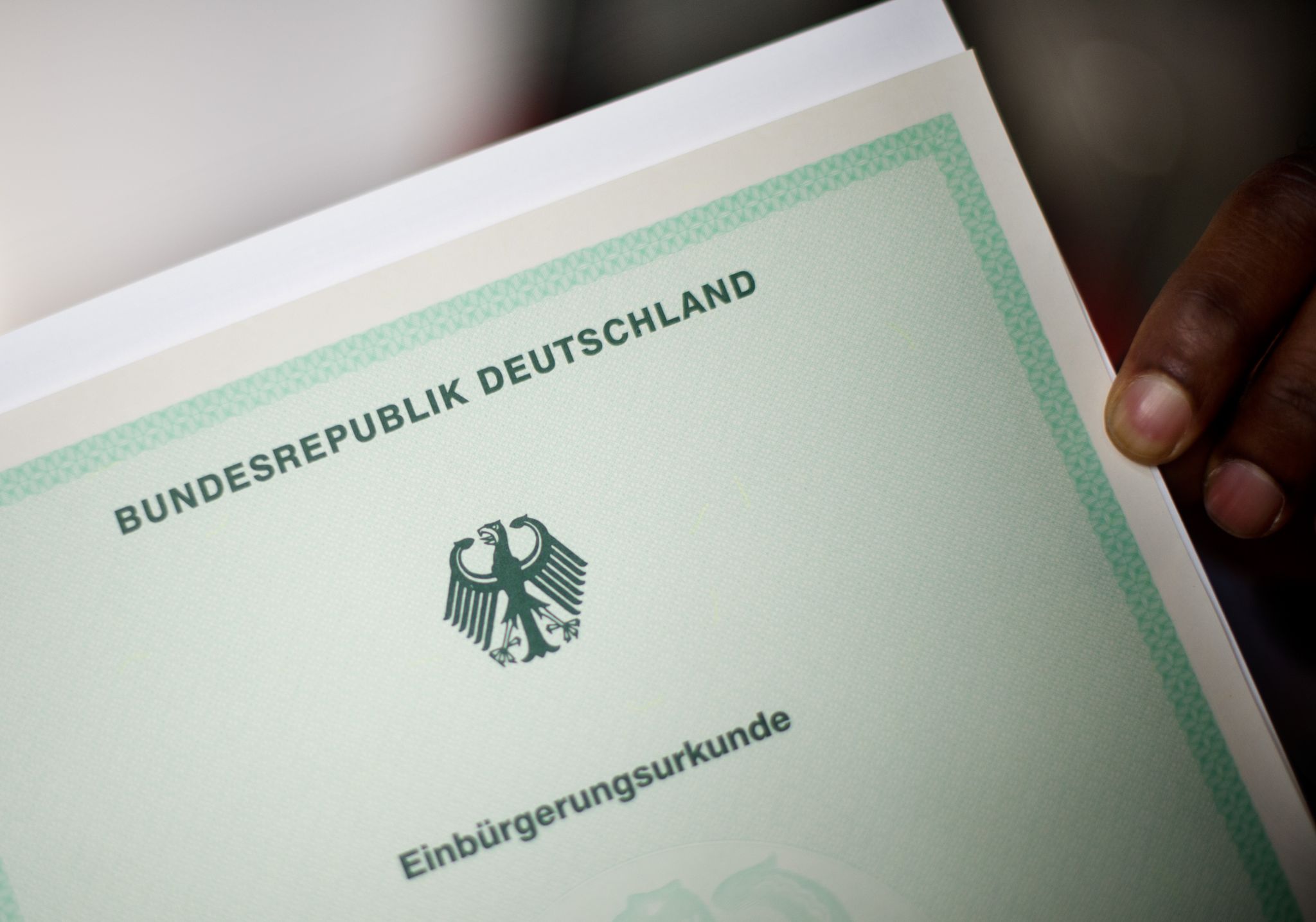 Vereinfachte Einbürgerungsregeln «so gut wie fertig»