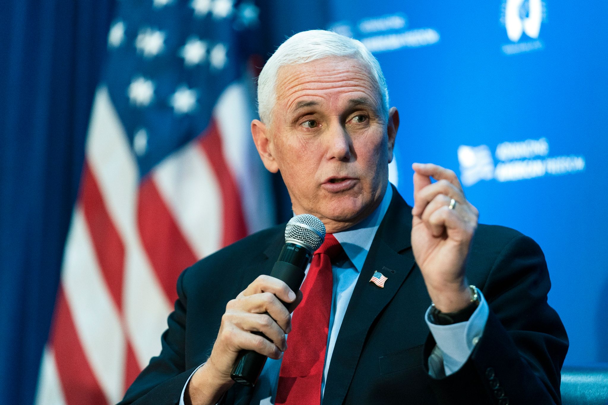 Pence kritisiert Trump wegen Dinner mit Kanye West