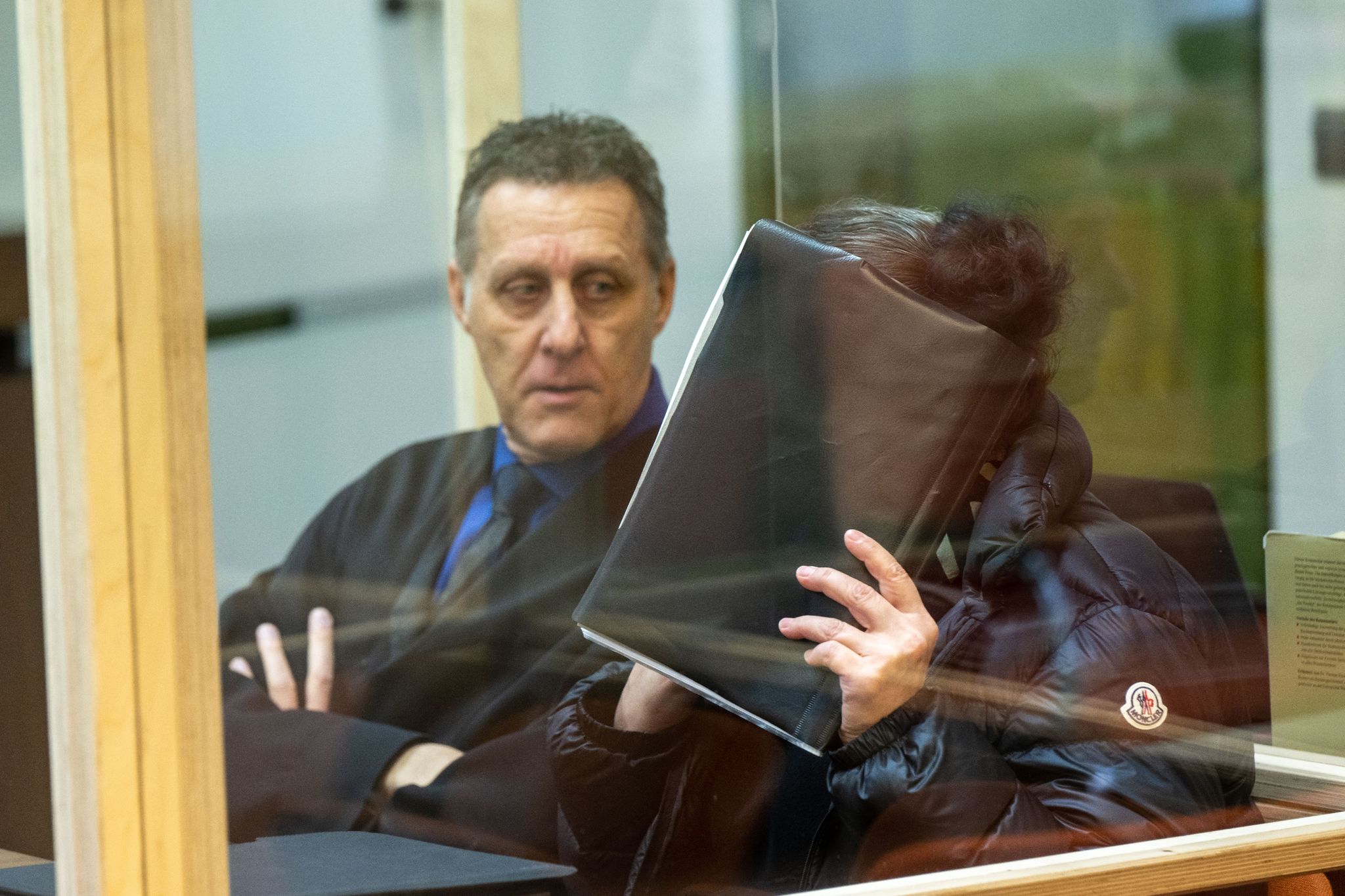 Mehrere Jahre Haft für falsche Impfnachweise aus Apotheke