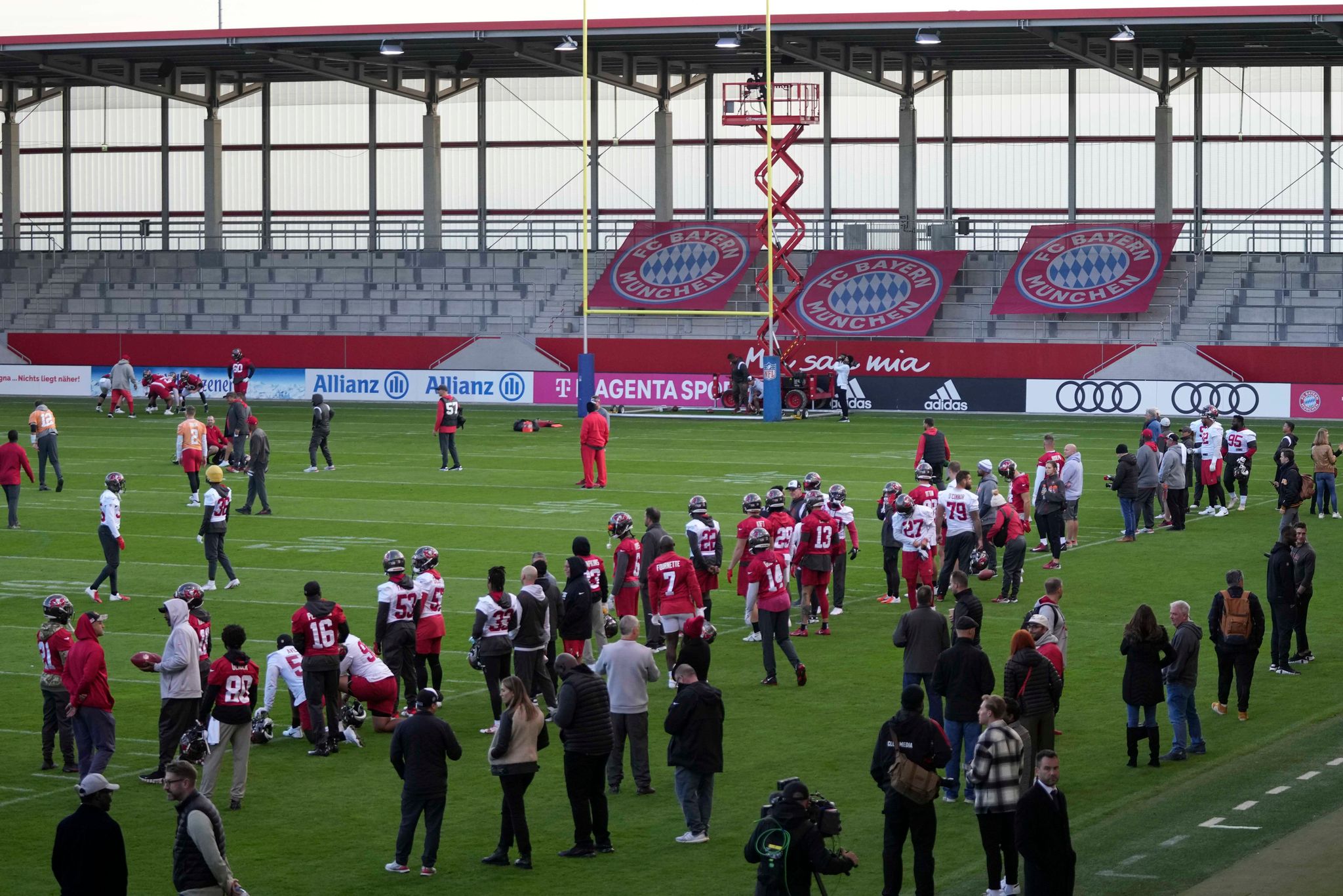 Nagelsmann freut sich auf NFL-Spiel in München