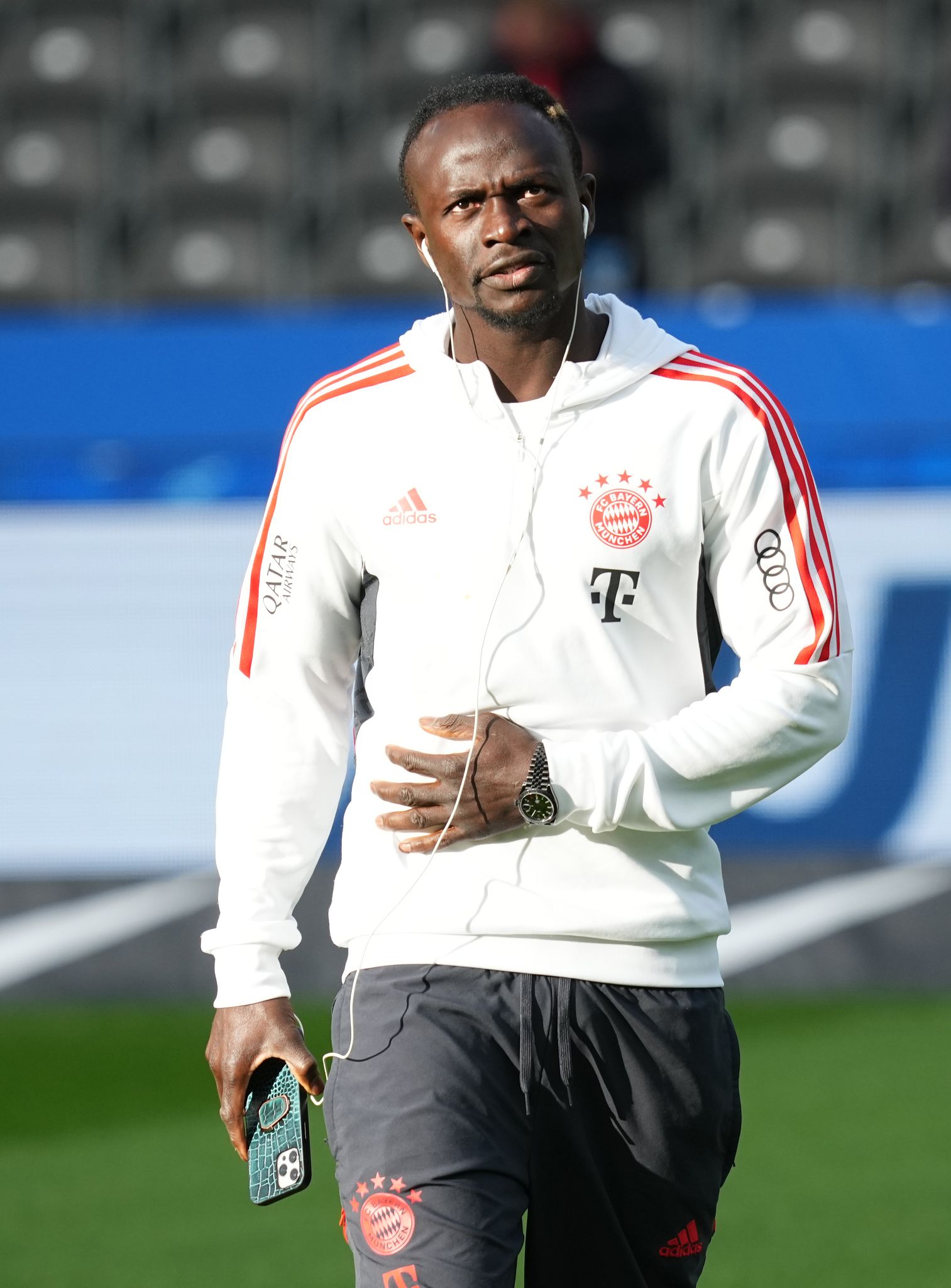 Keine Wunderheilung: OP statt WM-Bühne für Bayern-Star Mané