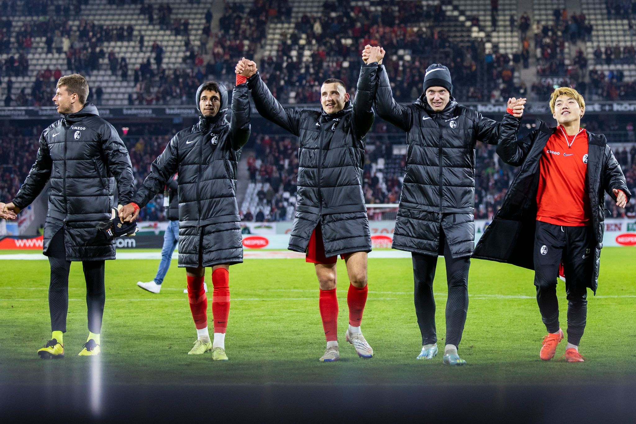 Freiburg feiert Platz zwei – Streich mahnt