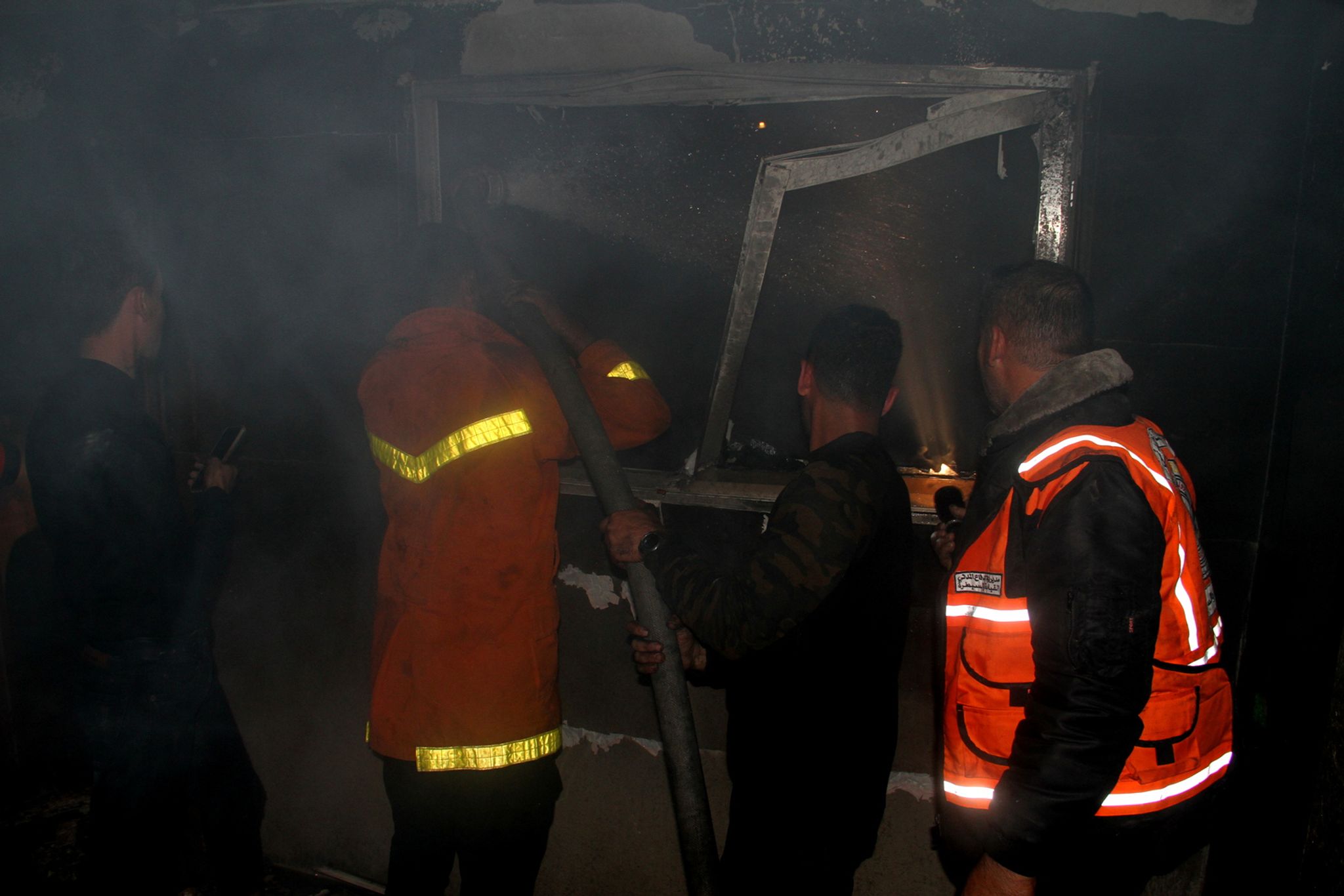 Brand im Wohnhaus – Viele Tote und Verletzte