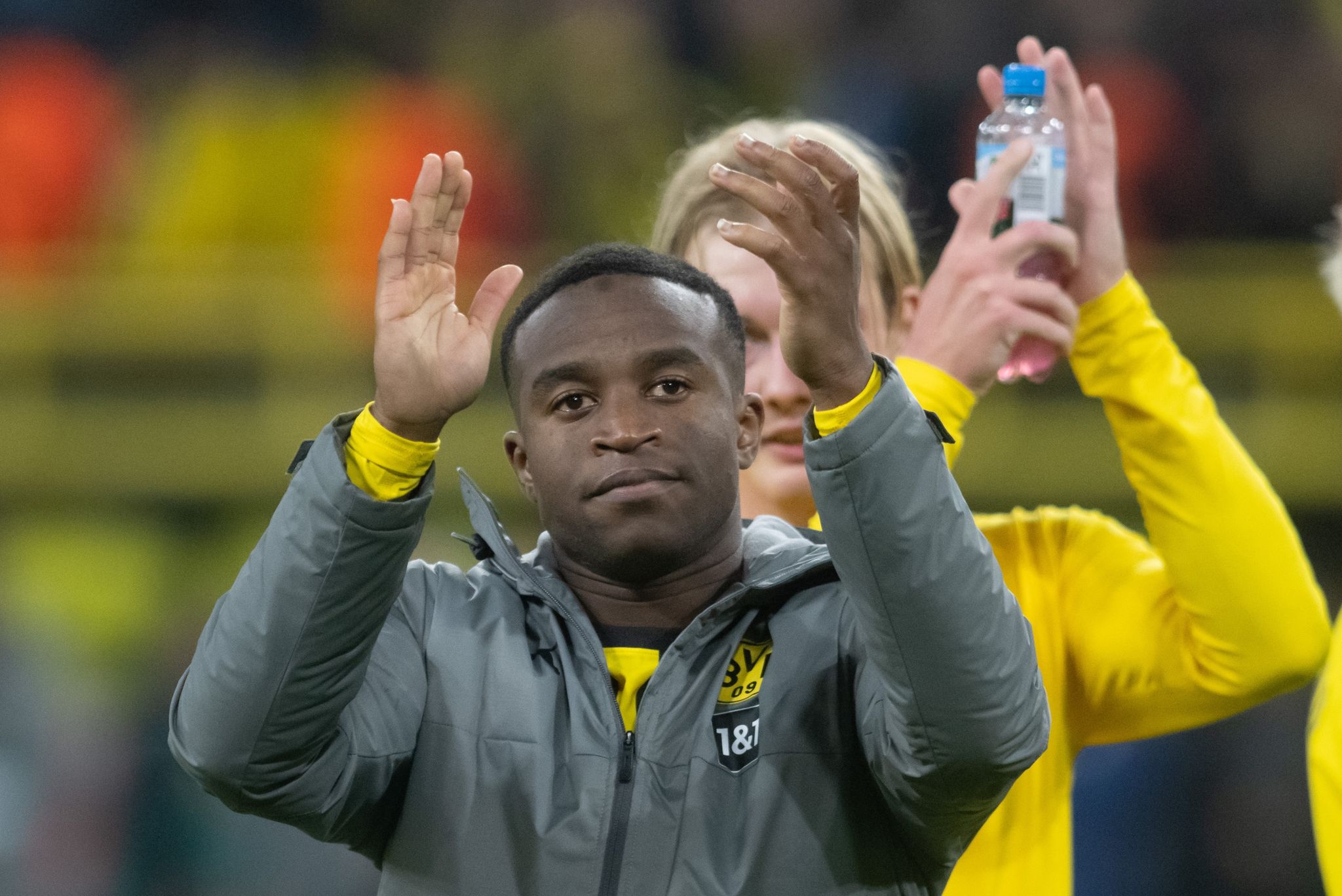 Traumtore als WM-Bewerbung: Dortmund feiert Moukoko