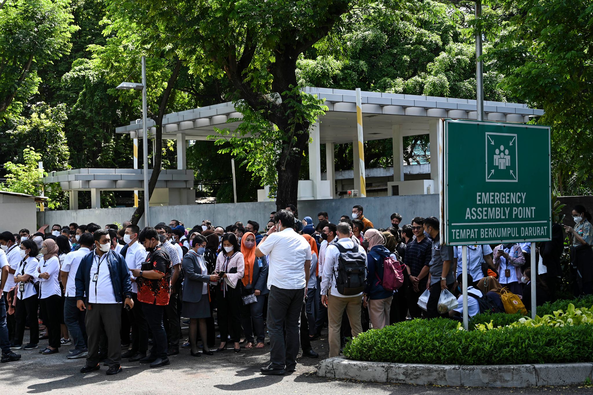 Mindestens 50 Tote bei Erdbeben in Indonesien