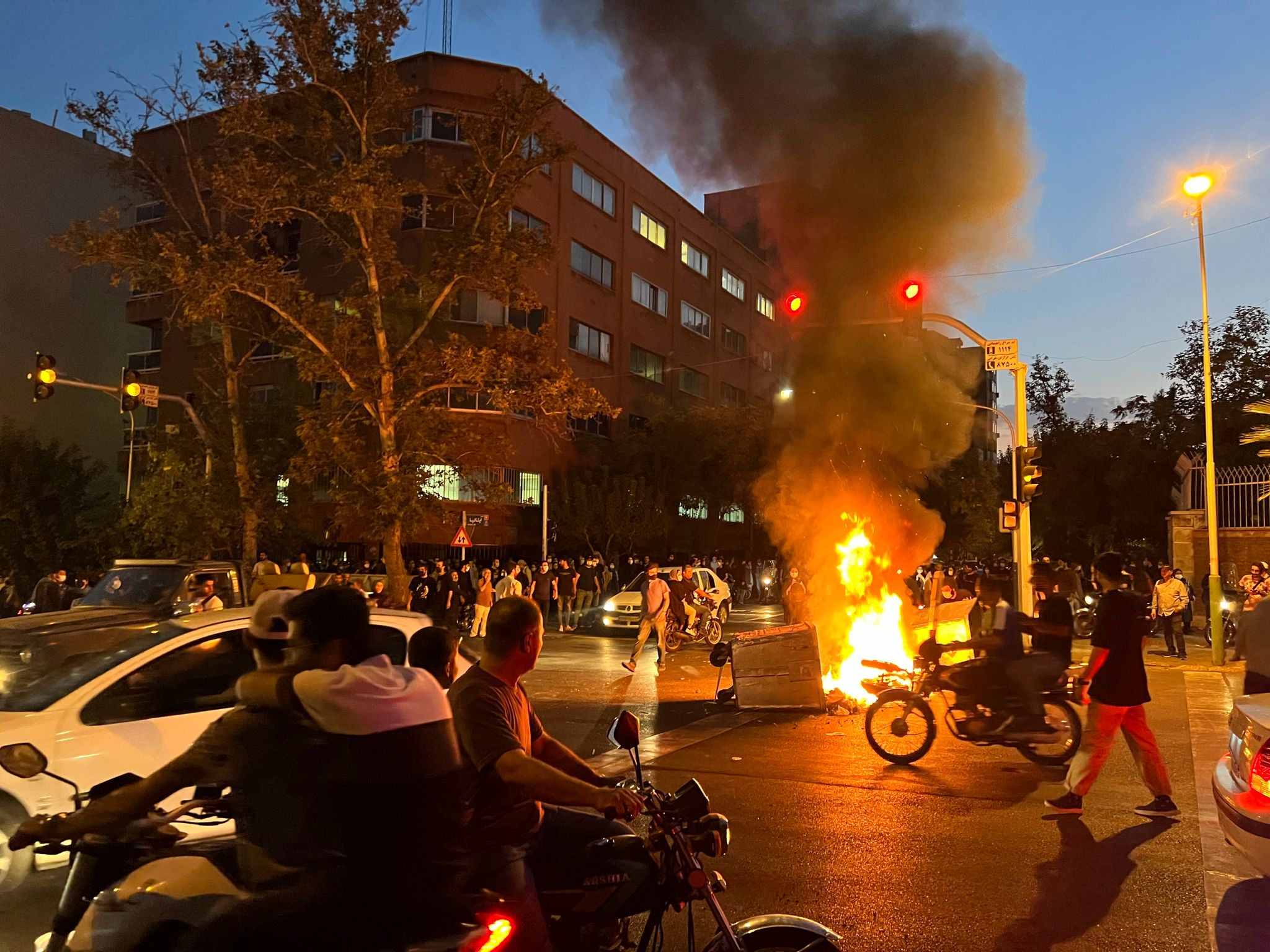 Mehr als 300 Tote bei Protesten im Iran