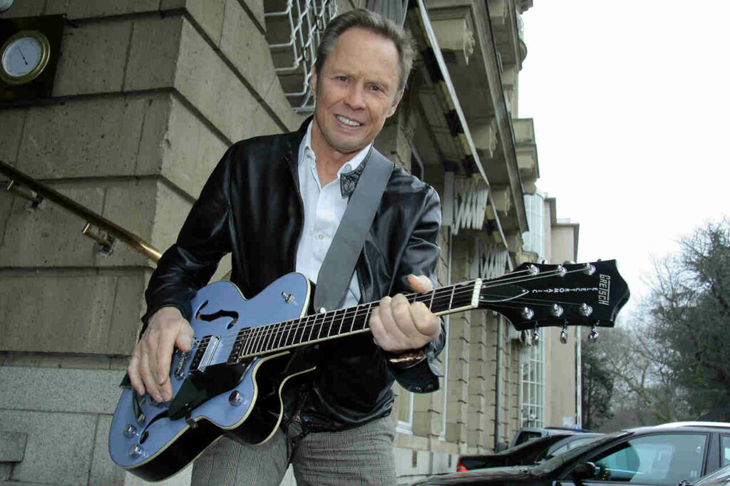 Eine Meldung über den Tod des Musikers & Schauspielers schockiert seine Fans. Ist Peter Kraus wirklich gestorben?