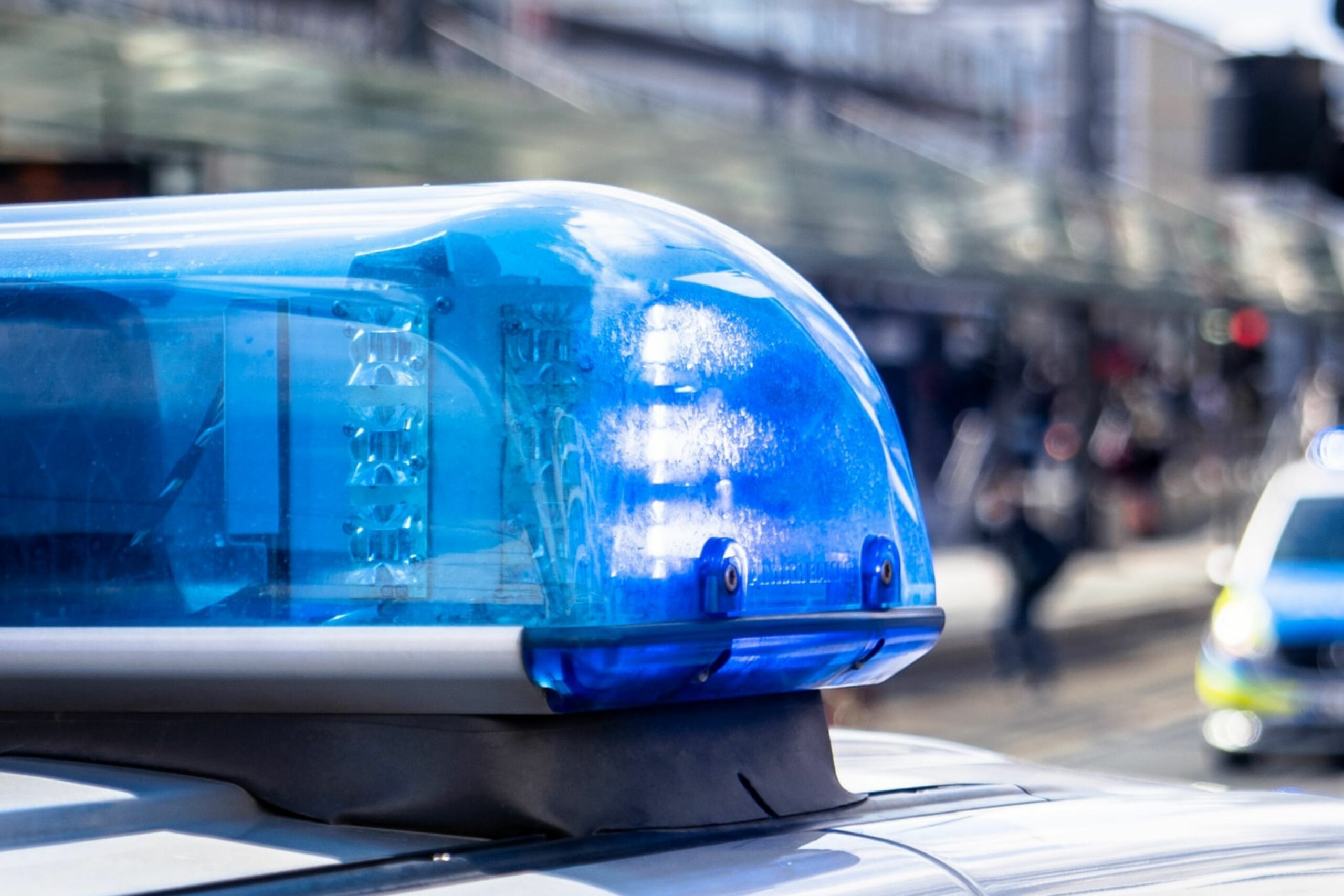 Saarland: Unfall bei Kaufland – Polizei sucht Zeugen