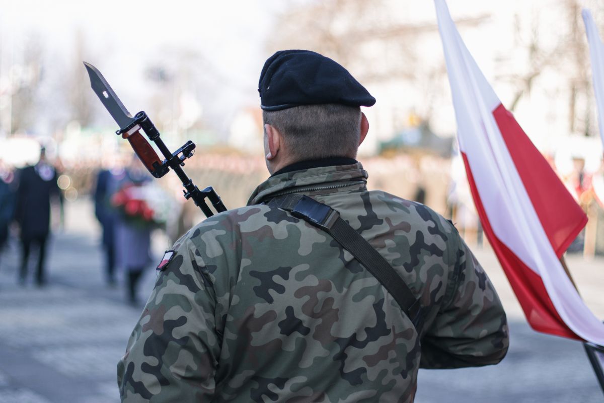 Polen gegen Russland – Soldaten an der Grenze