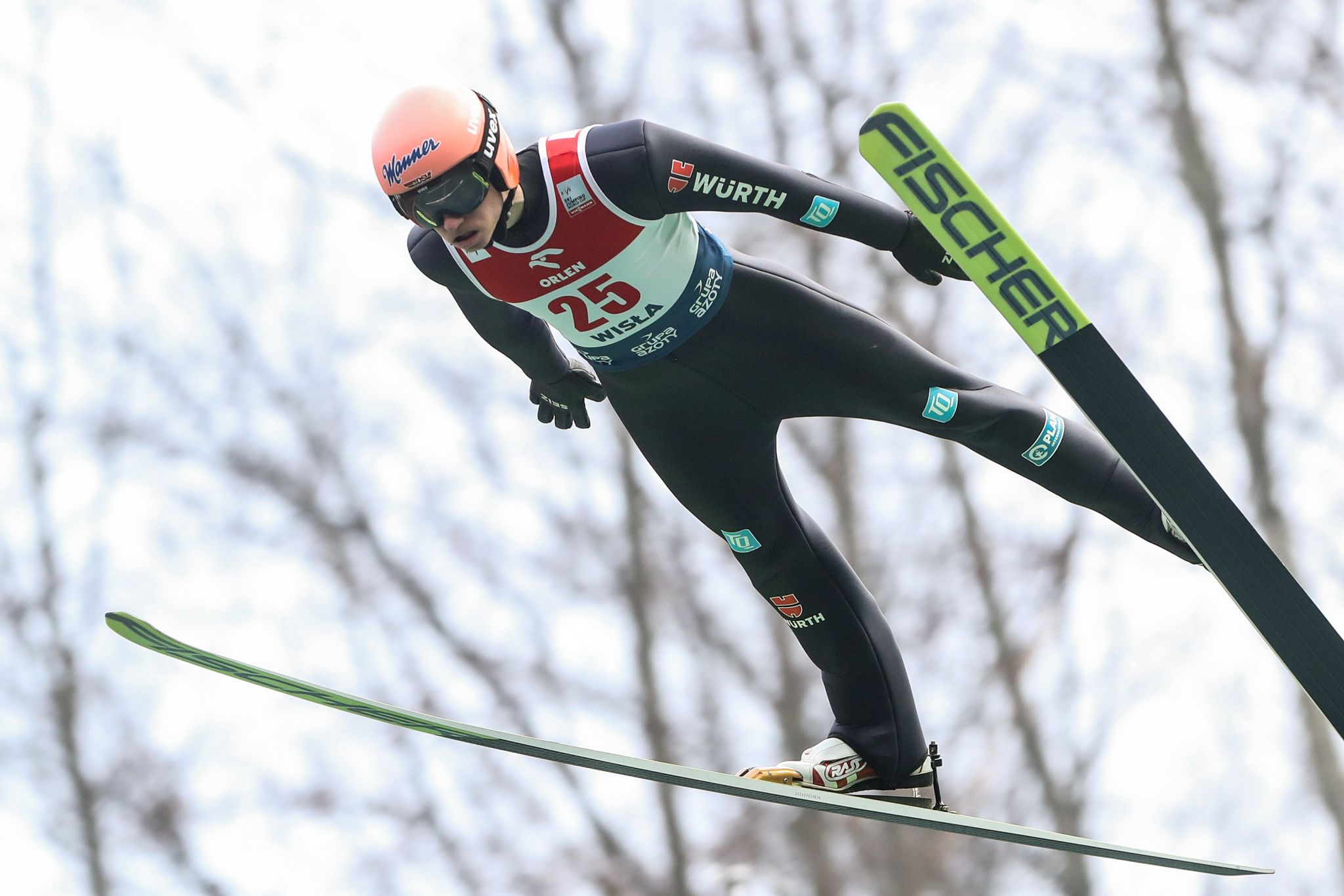 Fehlstart im Grünen: Skispringer auf Matten chancenlos