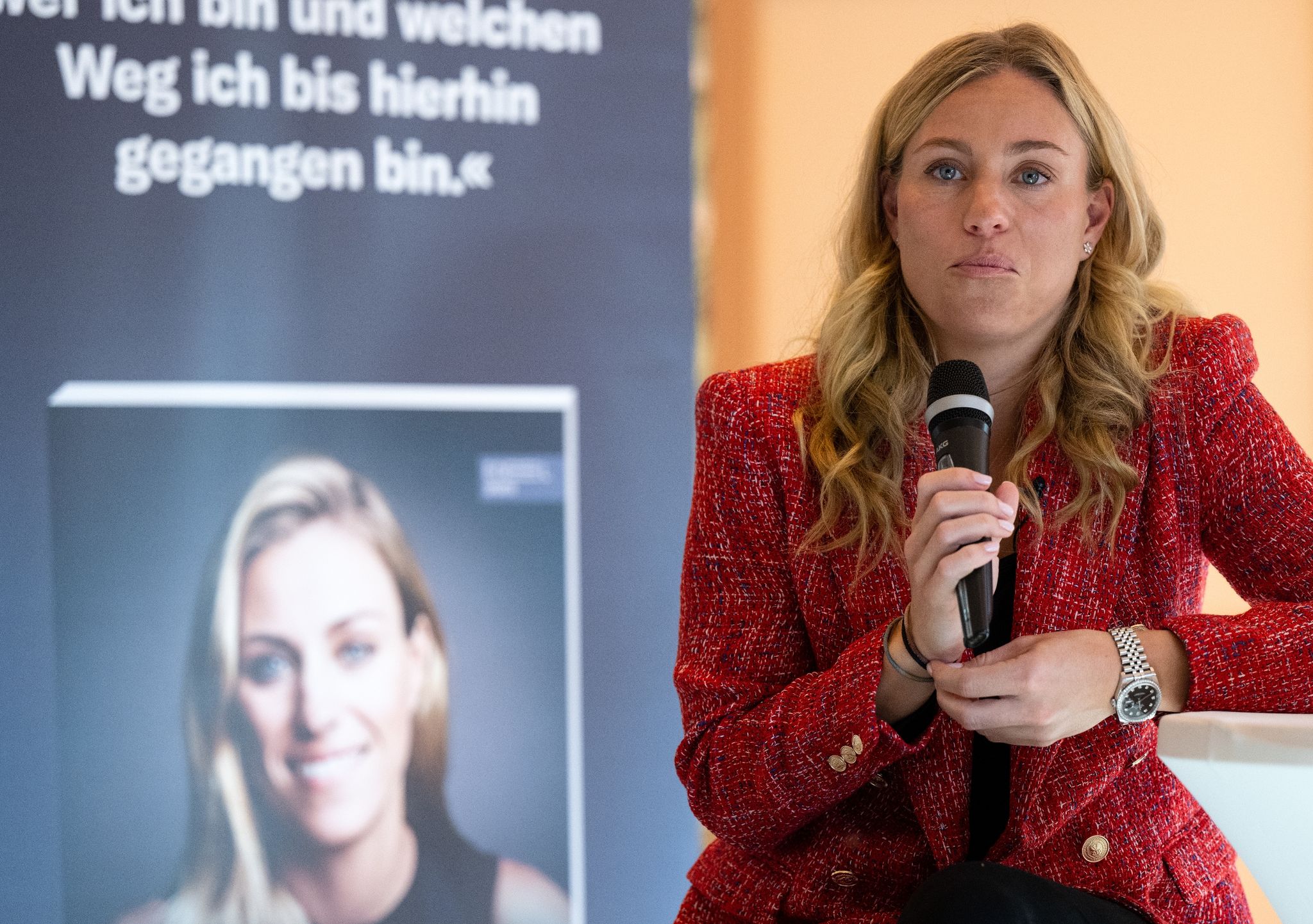 Plauderei vor der Palmentapete: Kerbers anderes Leben