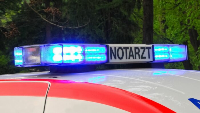 Notarzteinsatz Niedersachsen Göttingen Unfall auf Autobahn A7 (Symbolbild)