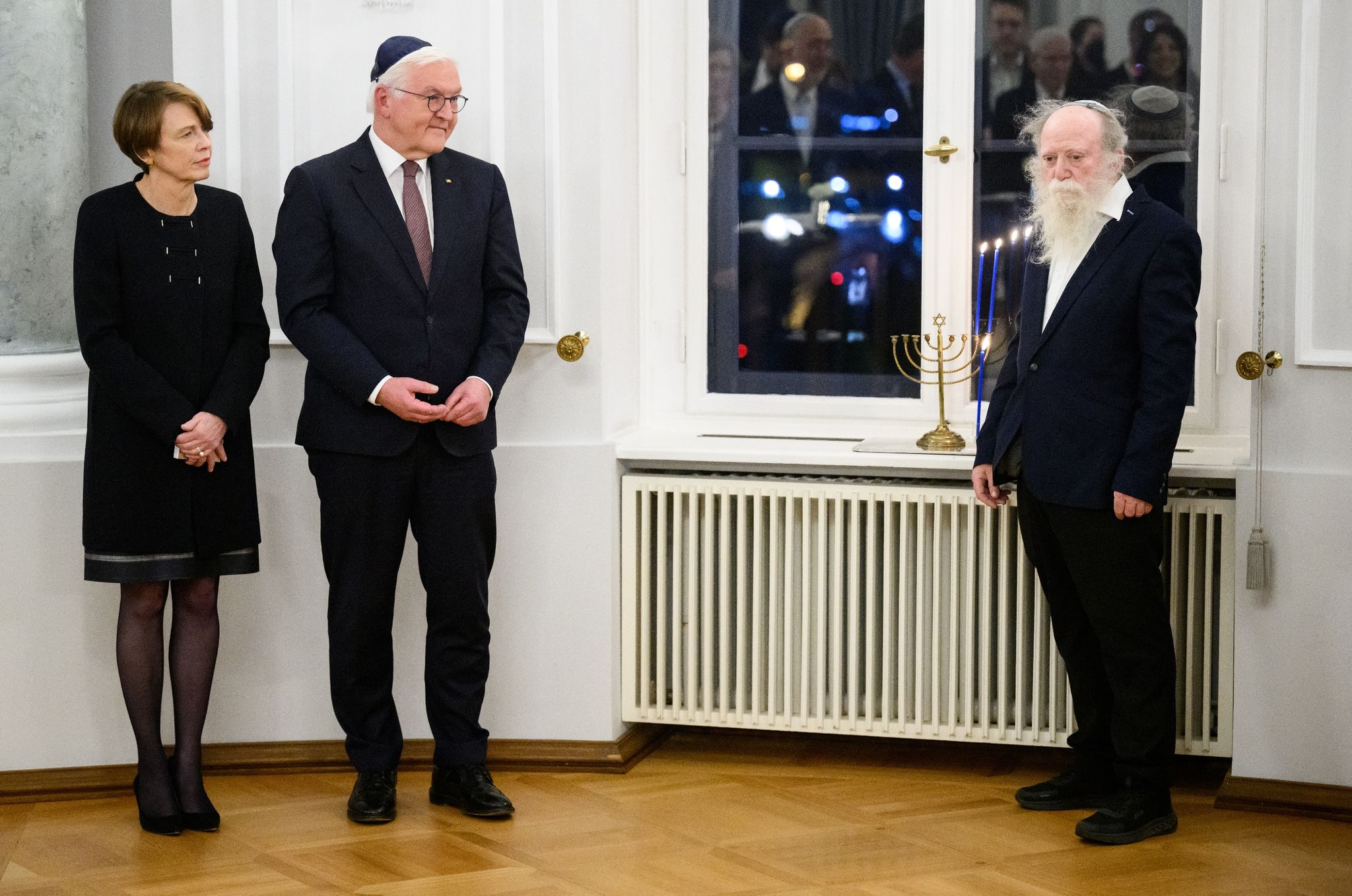 Steinmeier: Chanukka-Feier mit Enkeln geflohener Familie