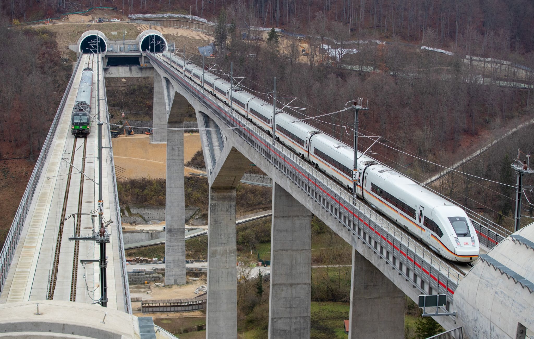 Panne auf Neubaustrecke – Züge müssen auf altem Weg über Alb