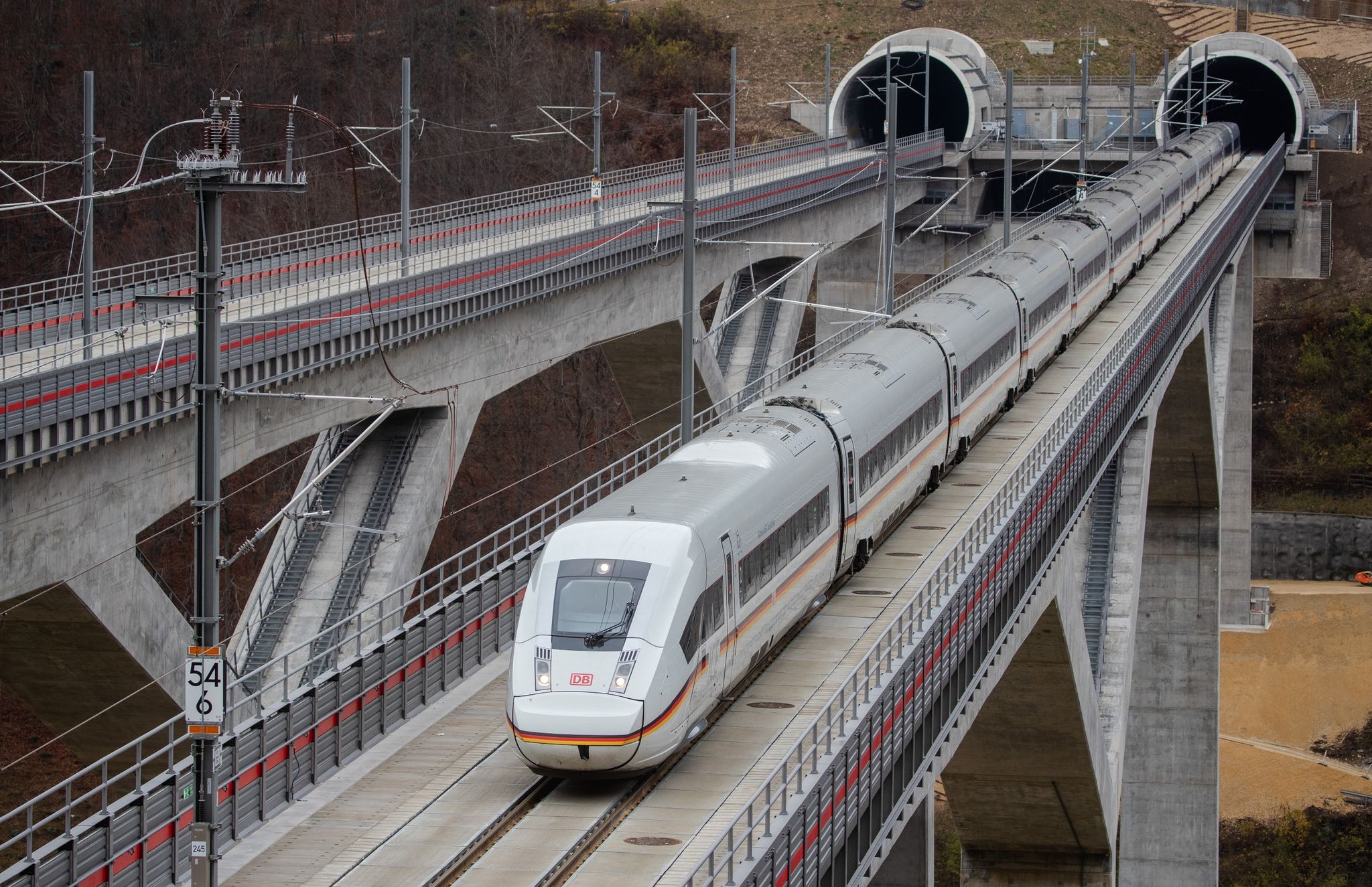 Finanzierung für Digitalprojekte auf der Schiene vereinbart