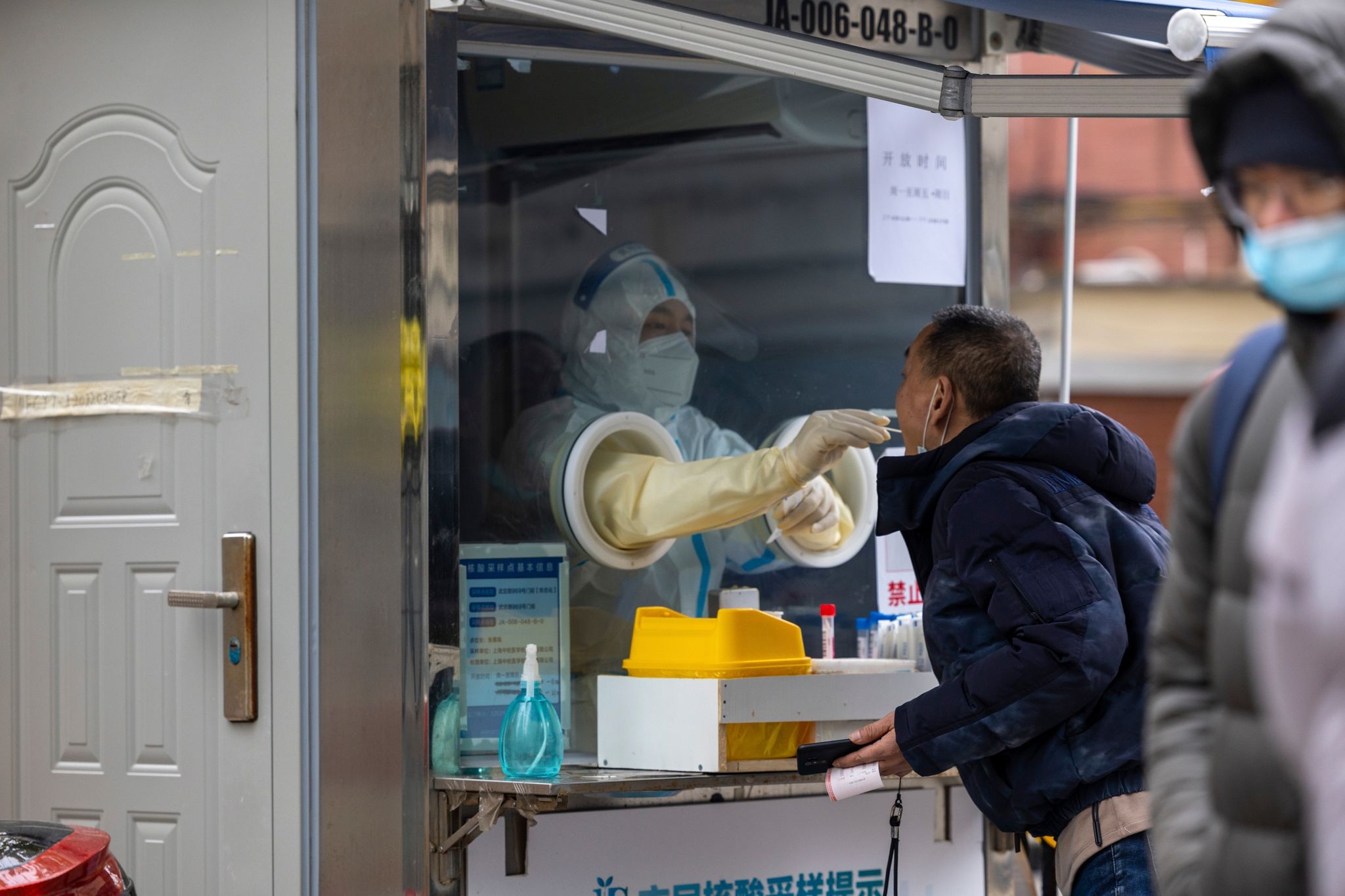 China kündigt Ende der Quarantänepflicht bei Einreise an