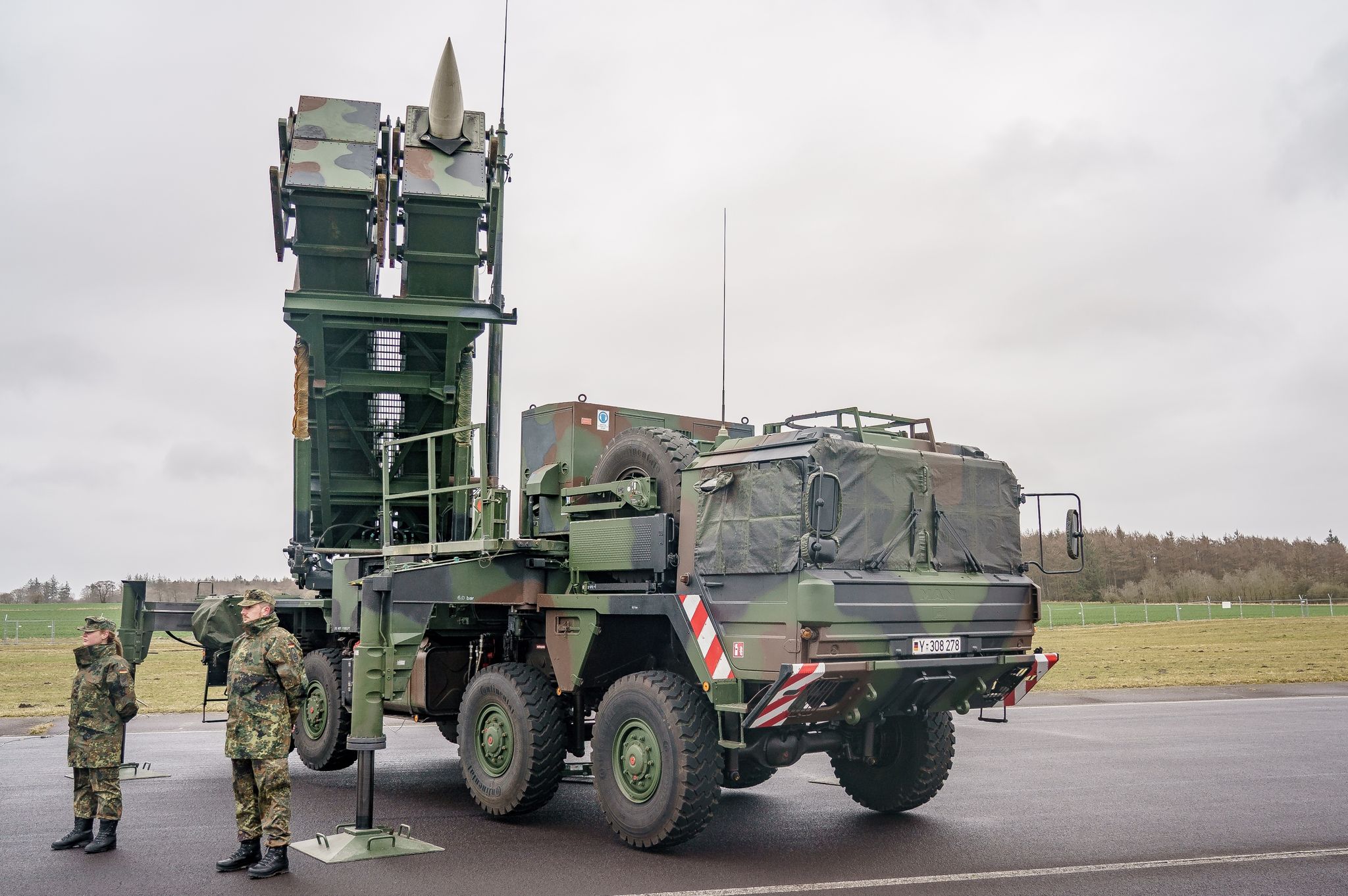 Russland bestellt Drohnen und Raketen – Polen will deutsche Flugabwehr