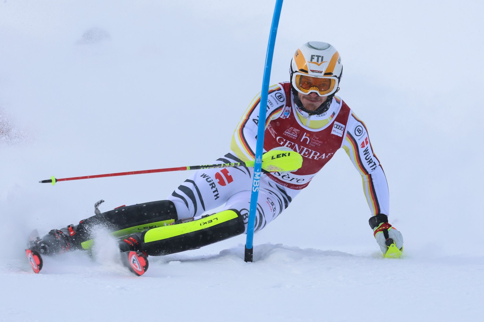 Slalom-Auftakt: Straßer chancenlos
