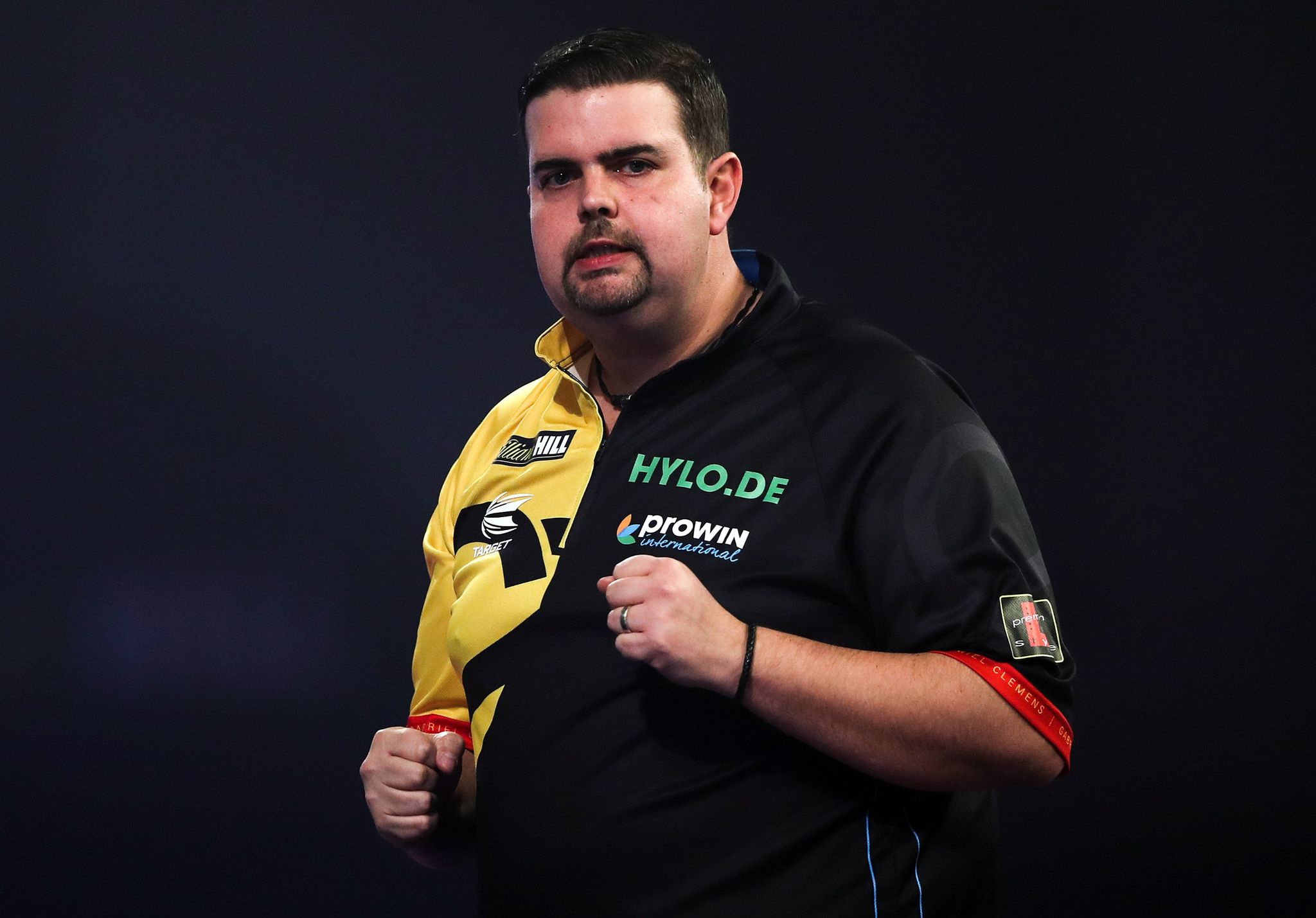 Deutsche Darts-Geschichte: Clemens im WM-Viertelfinale