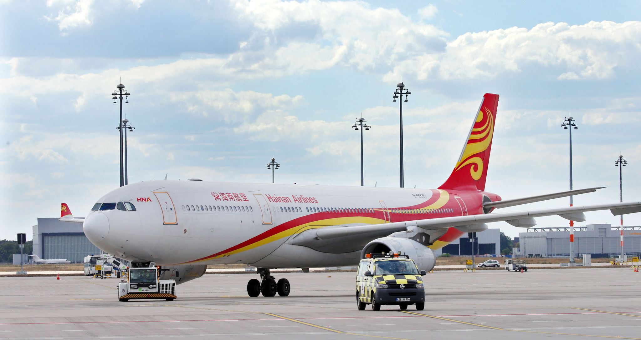 CDU-Politiker: Flugverbindung mit China wegen Corona stoppen