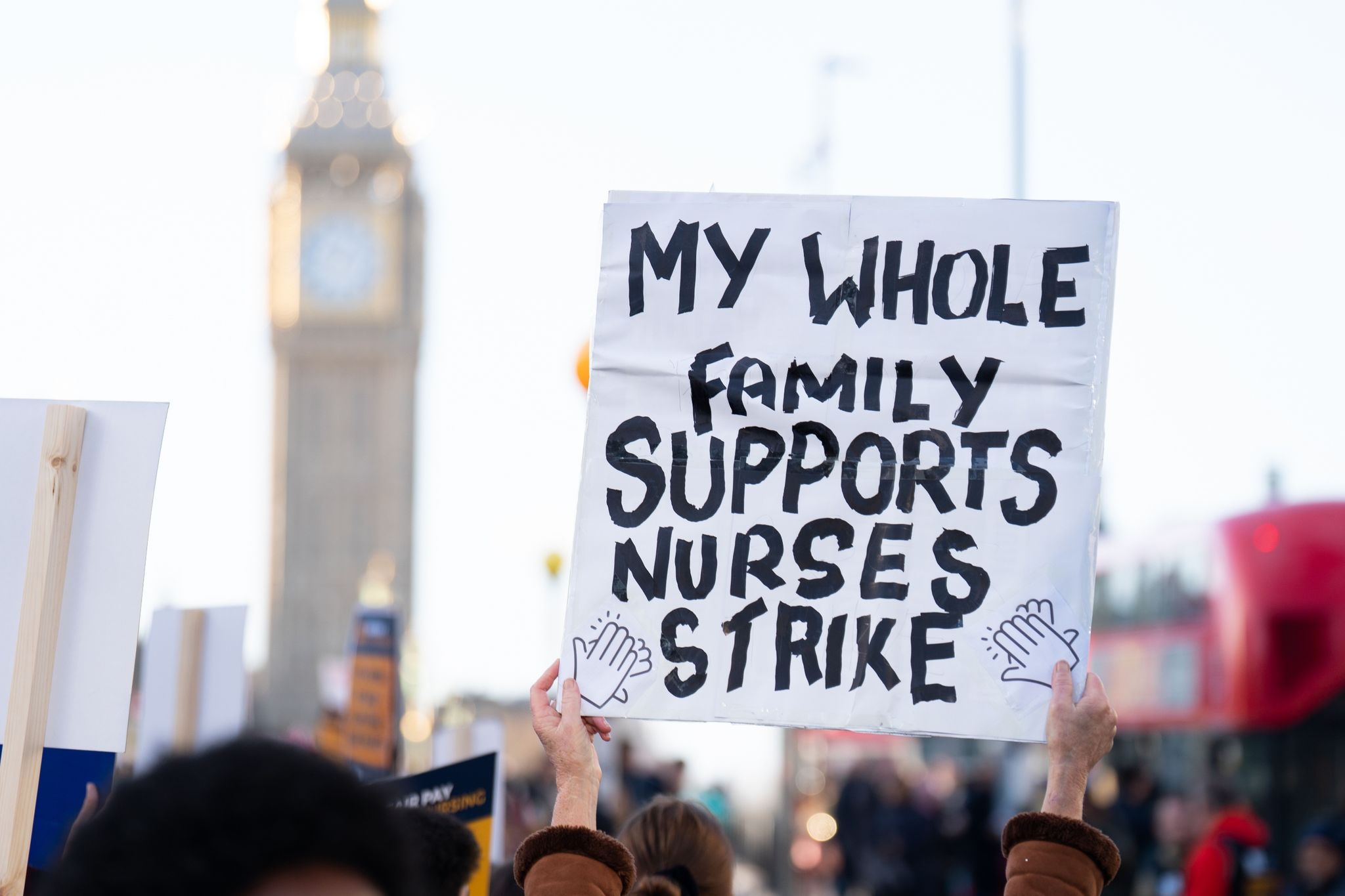 Land des Stillstands: Streikwelle lähmt Großbritannien