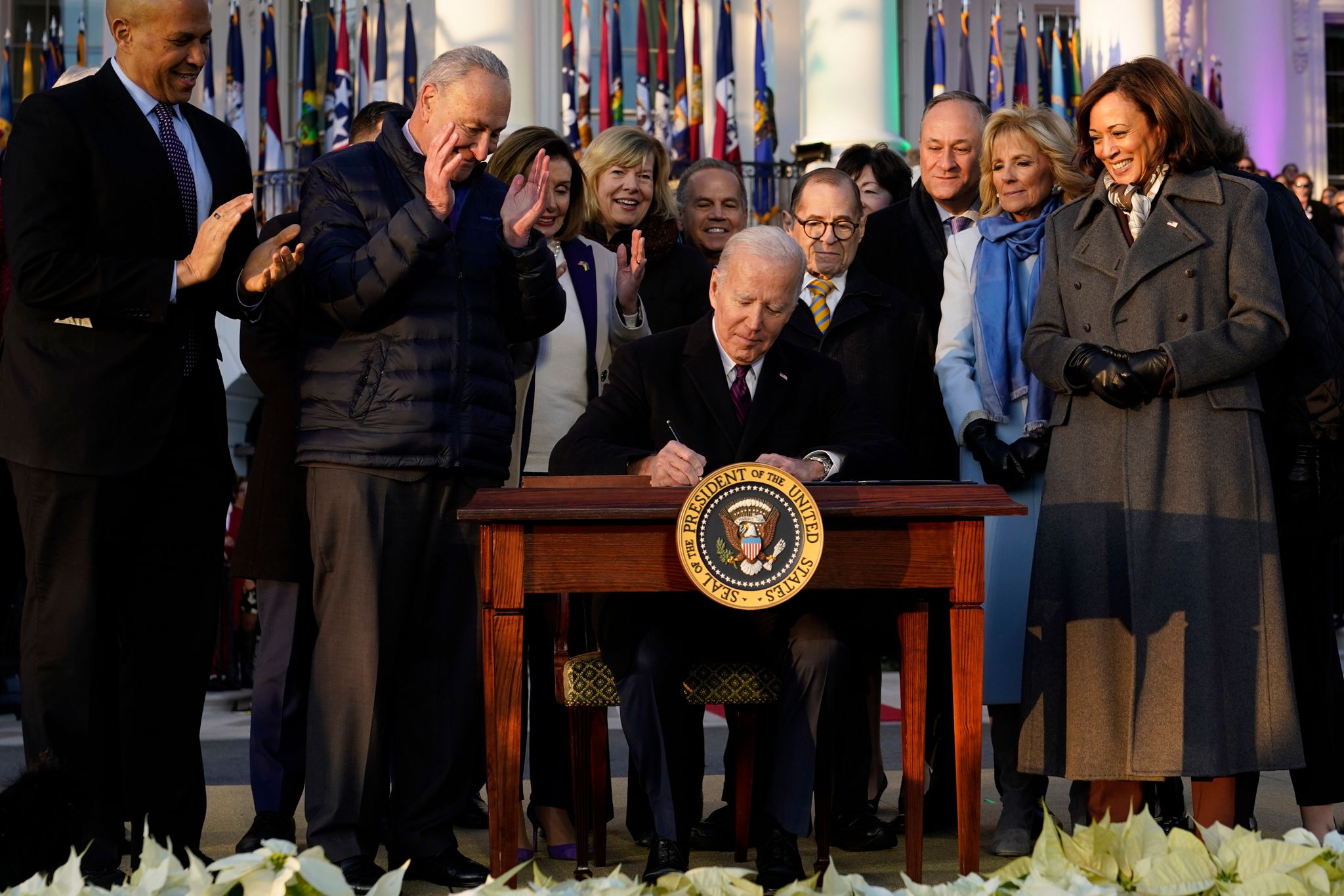 Biden unterzeichnet Gesetz zum Schutz der Ehe für alle