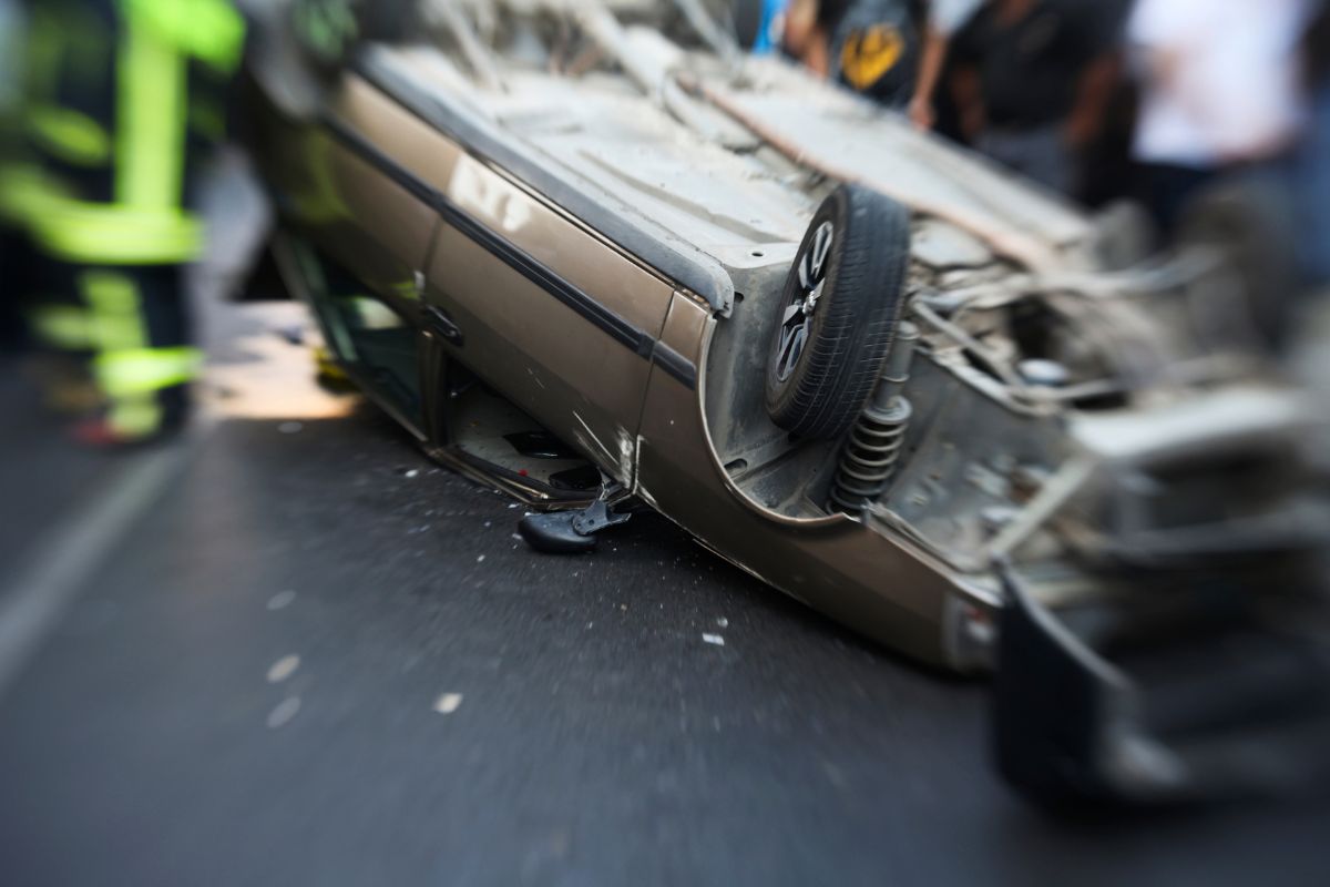 Viele Verletzte bei schwerem Verkehrsunfall auf der Autobahn A1 bei Dortmund. Für die Rettungsarbeiten wird die Fahrbahn vollständig gesperrt.