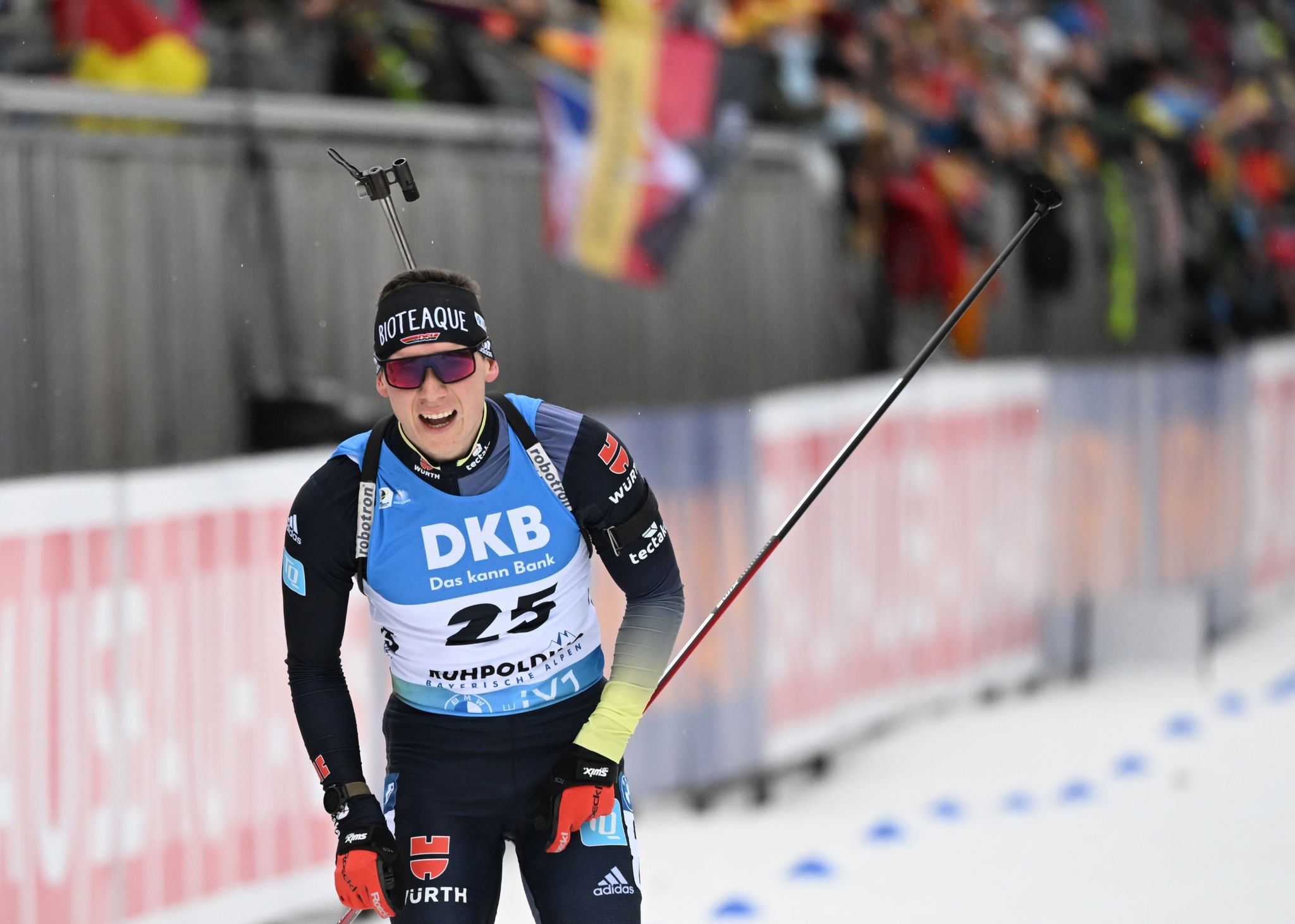 Biathlet Strelow Massenstart-Achter – Bö siegt erneut