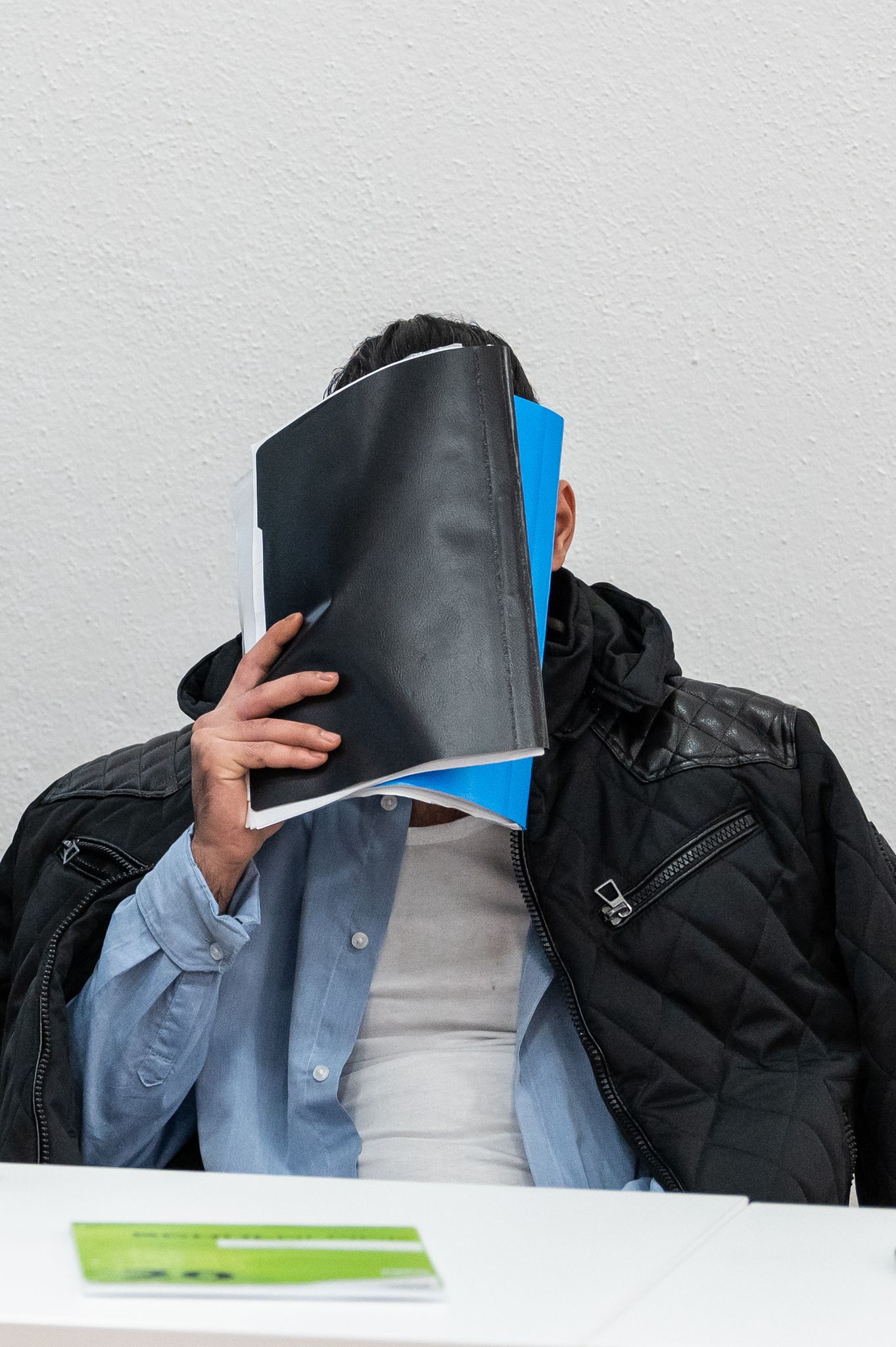 18-Jährige vergewaltigt: Haftstrafe für Bruder