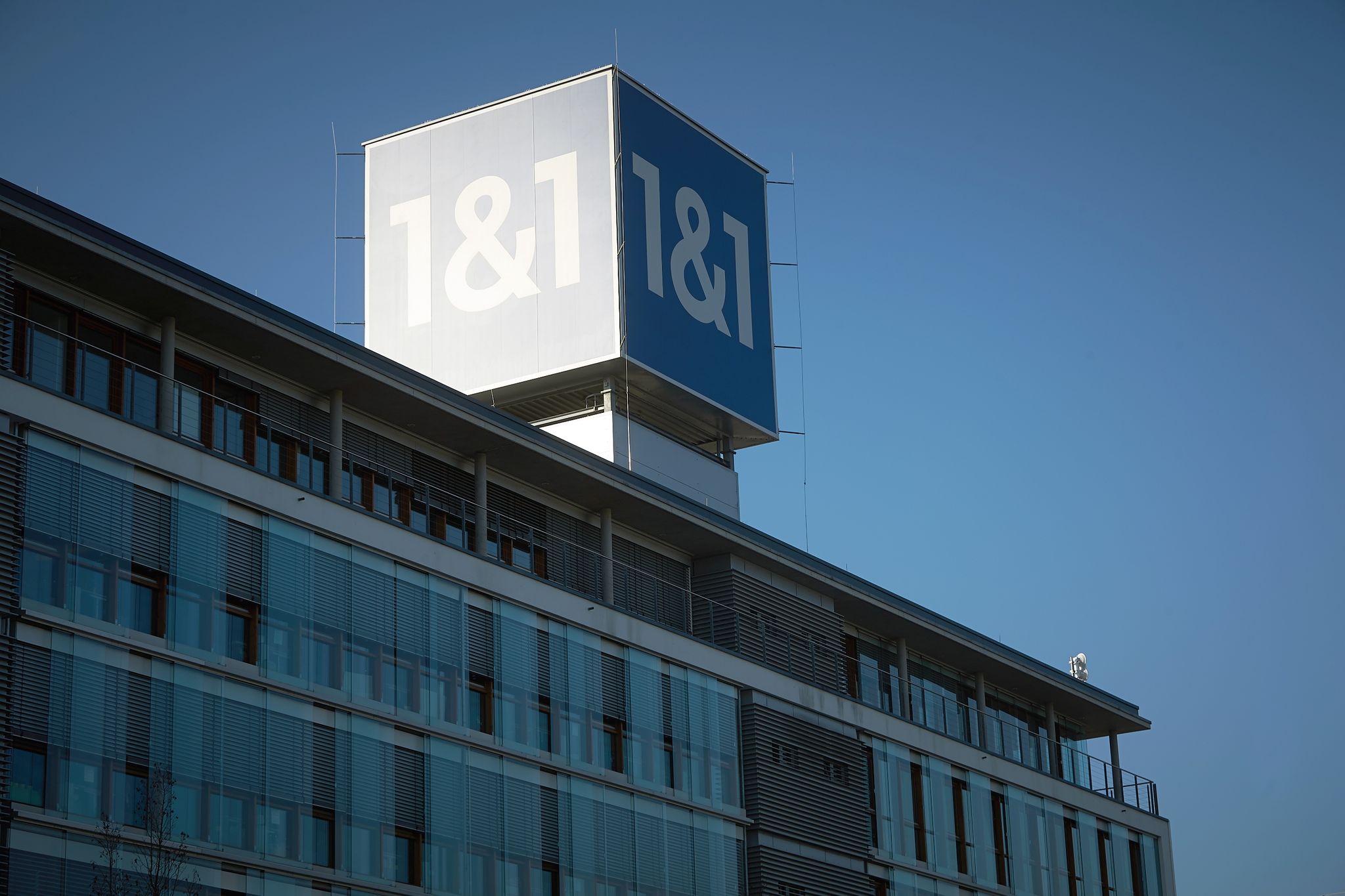 1&1 startet sein Antennen-Netz im Mini-Format