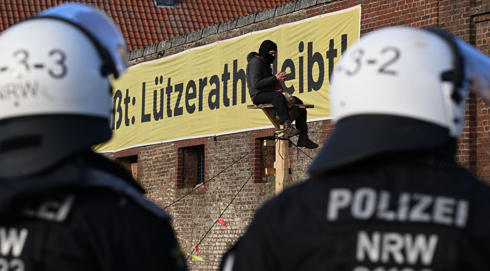 Abrissbagger in Lützerath – Widerstand bröckelt