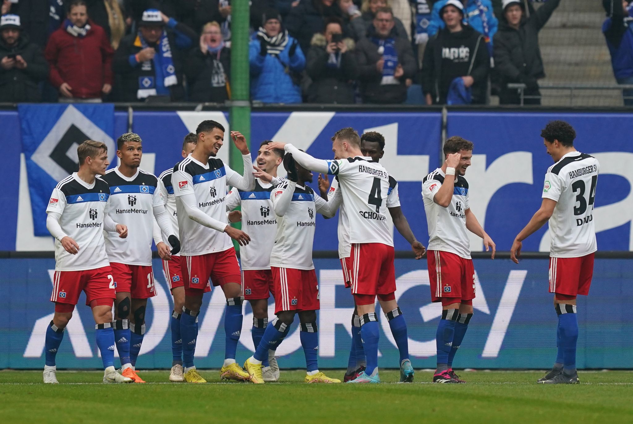 Darmstadt und der HSV weiter auf Aufstiegskurs