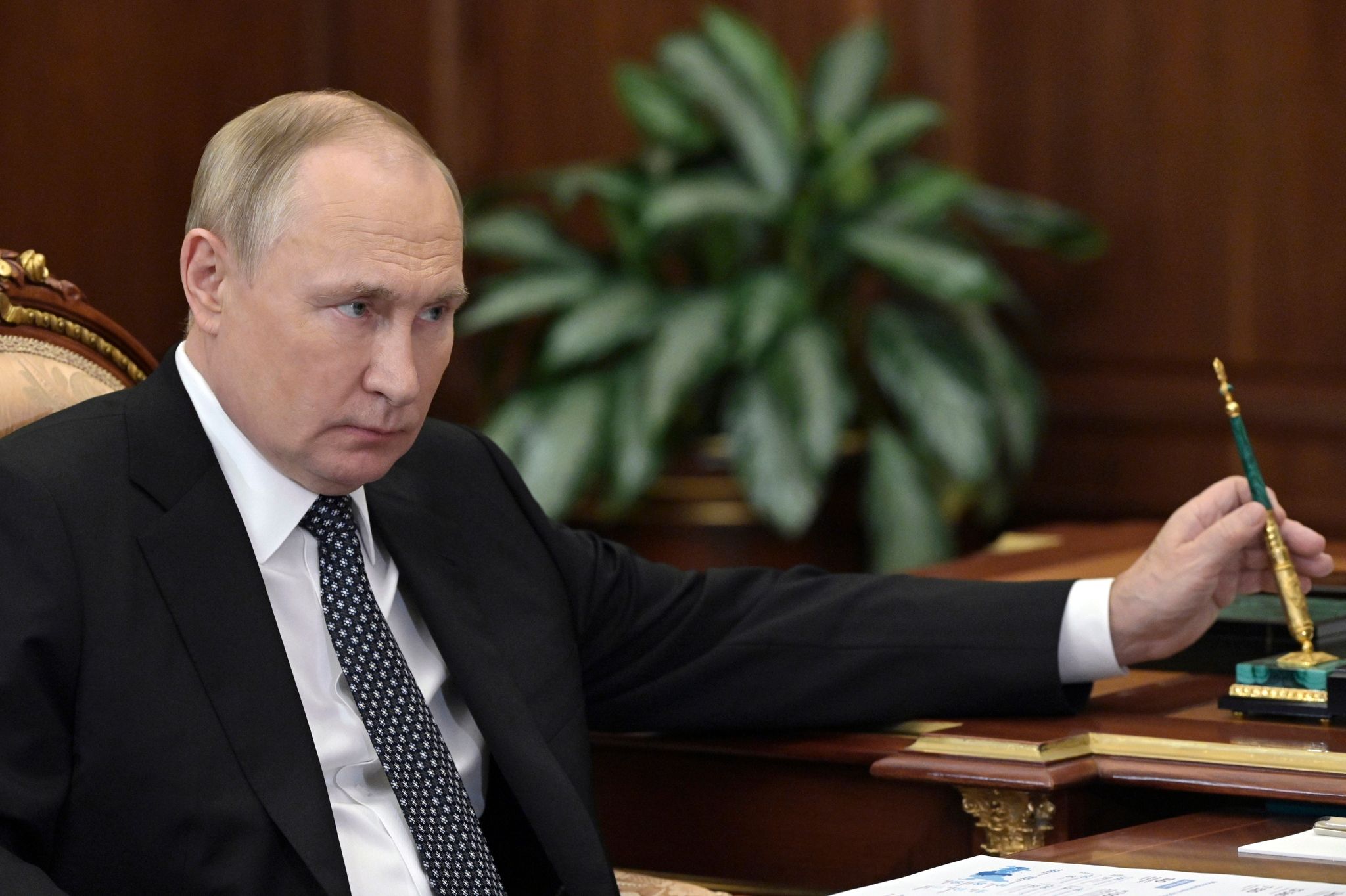 Waffenstillstand in der Ukraine – Putin ordnet Waffenruhe an