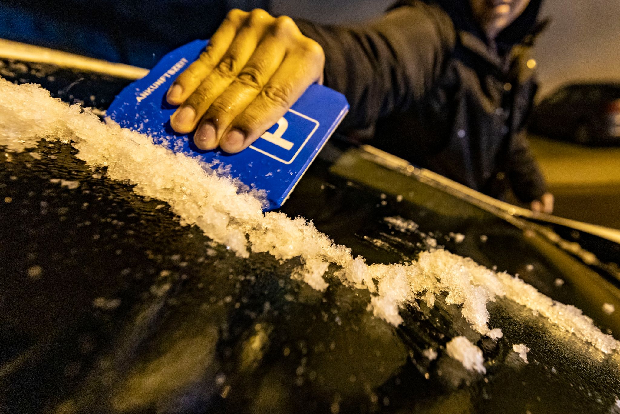 Etliche Unfälle im Westen Deutschlands – Glättegefahr