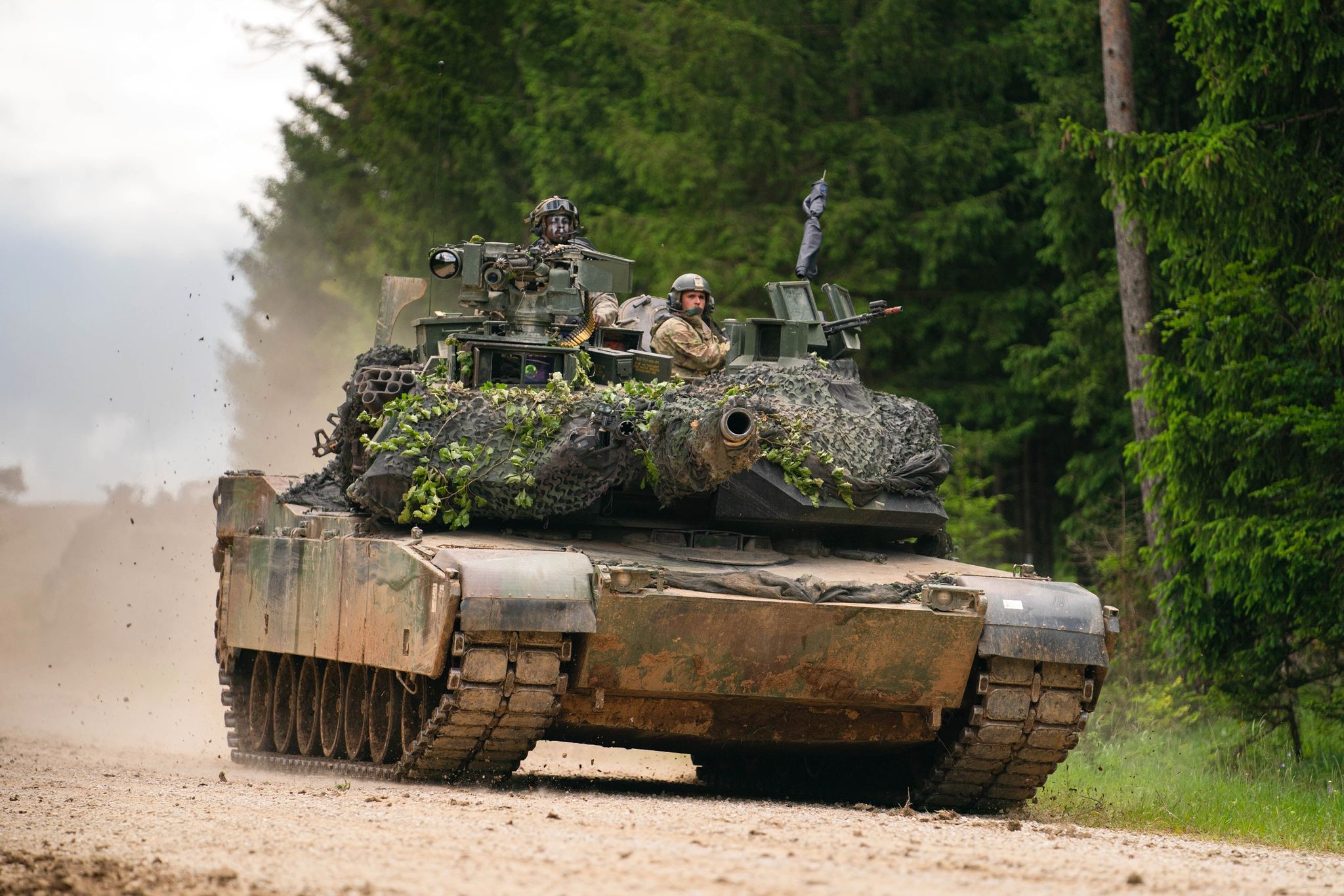 Scholz und Biden schmieden Panzer-Allianz für die Ukraine