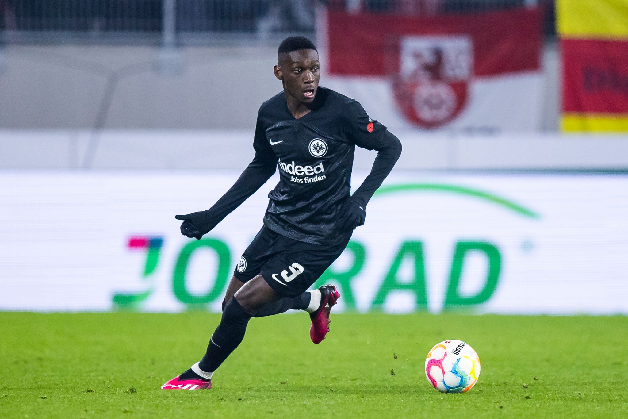 Umworbener Kolo Muani zeigt es den Bayern: «Großartiges Tor»